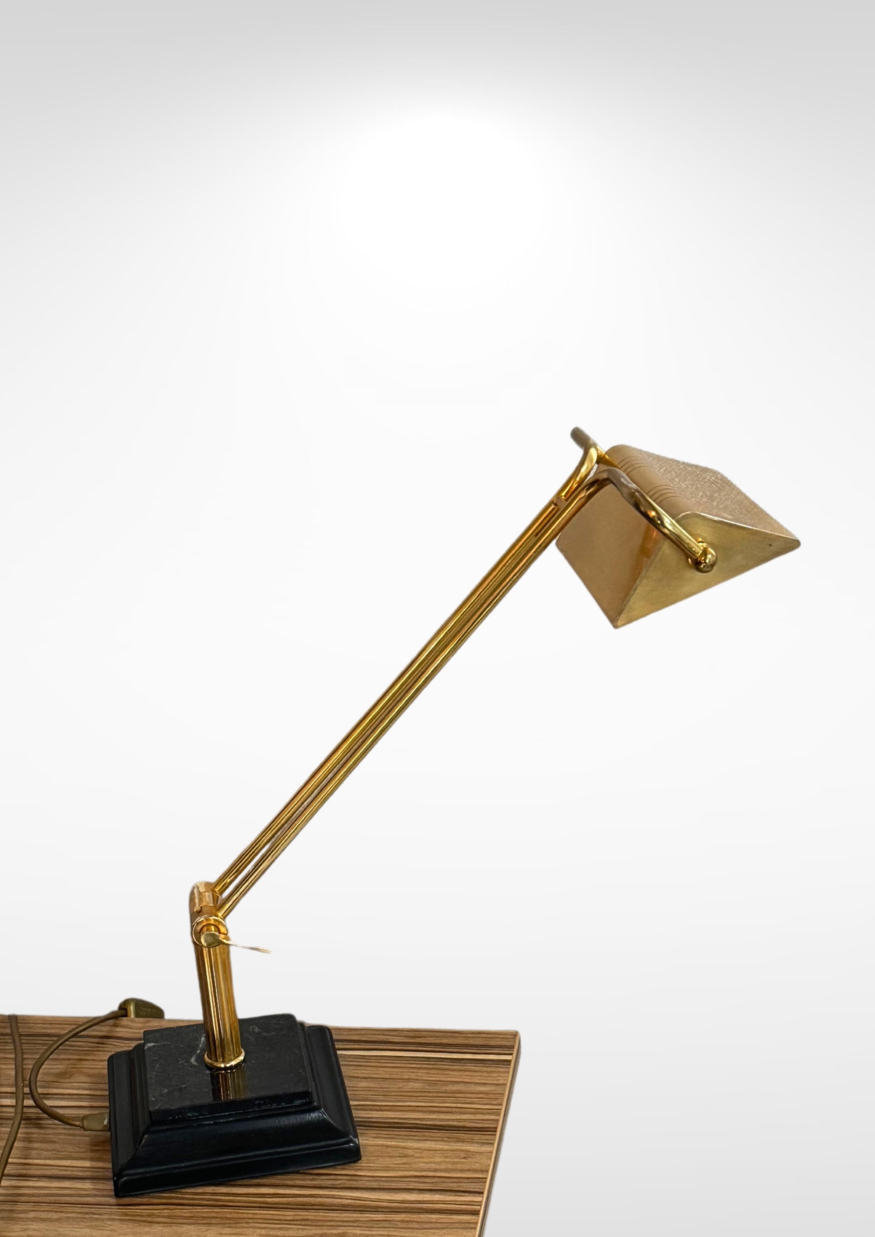 1970s Brass & Marble Articulated Desk Lamp // Italian Angle-poise Reading Light 6
