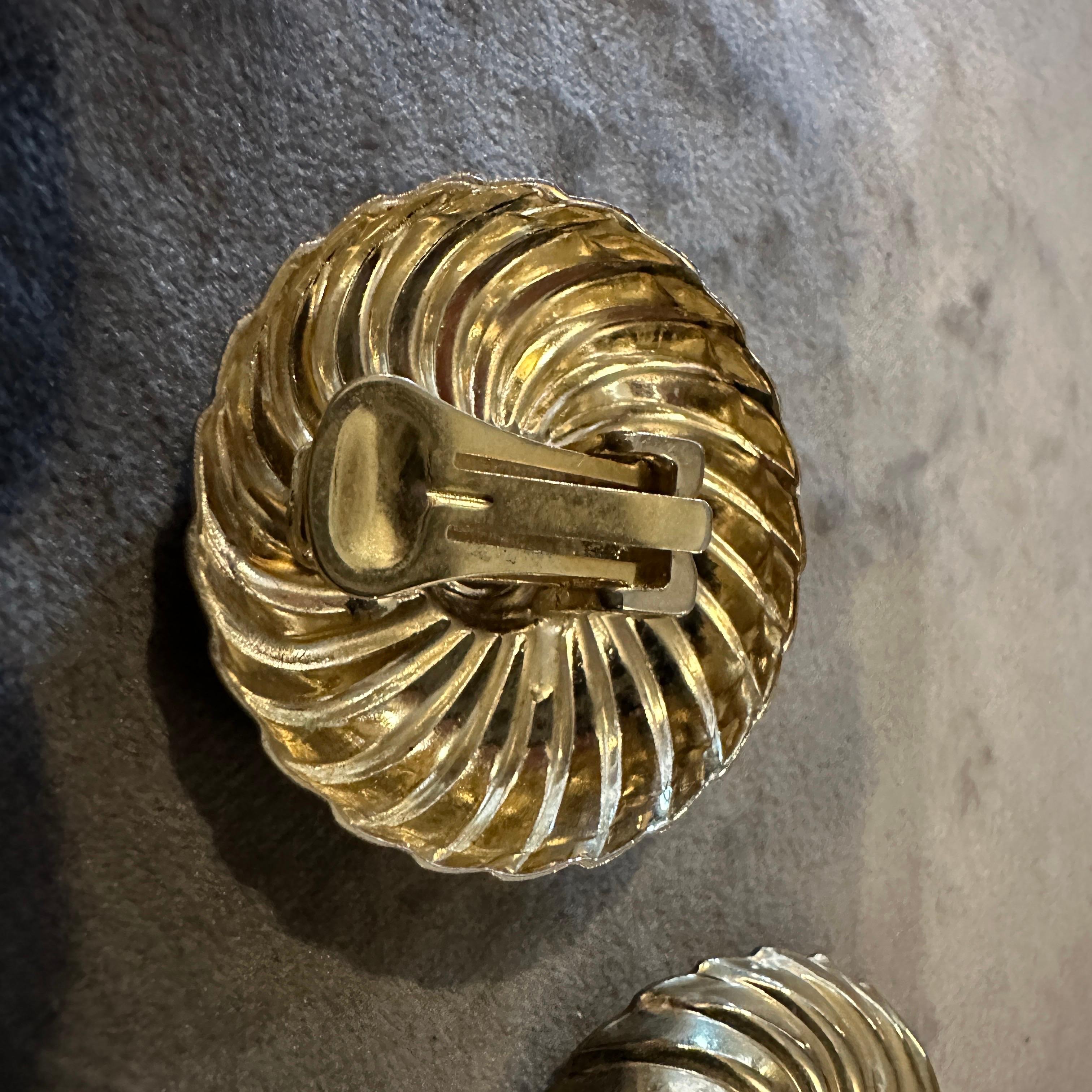 Orecchini a spirale in ottone a torciglione degli anni '70 in vendita 1