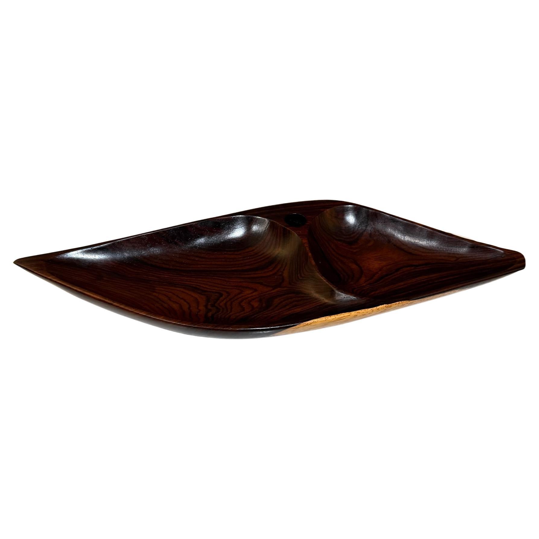 Plat de service brésilien des années 1970 en bois exotique
