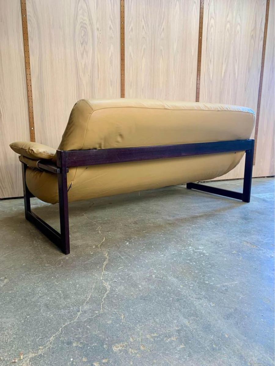 1970s Brazilian Wood and Leather Sofa by Percival Lafer In Excellent Condition For Sale In Victoria, BC