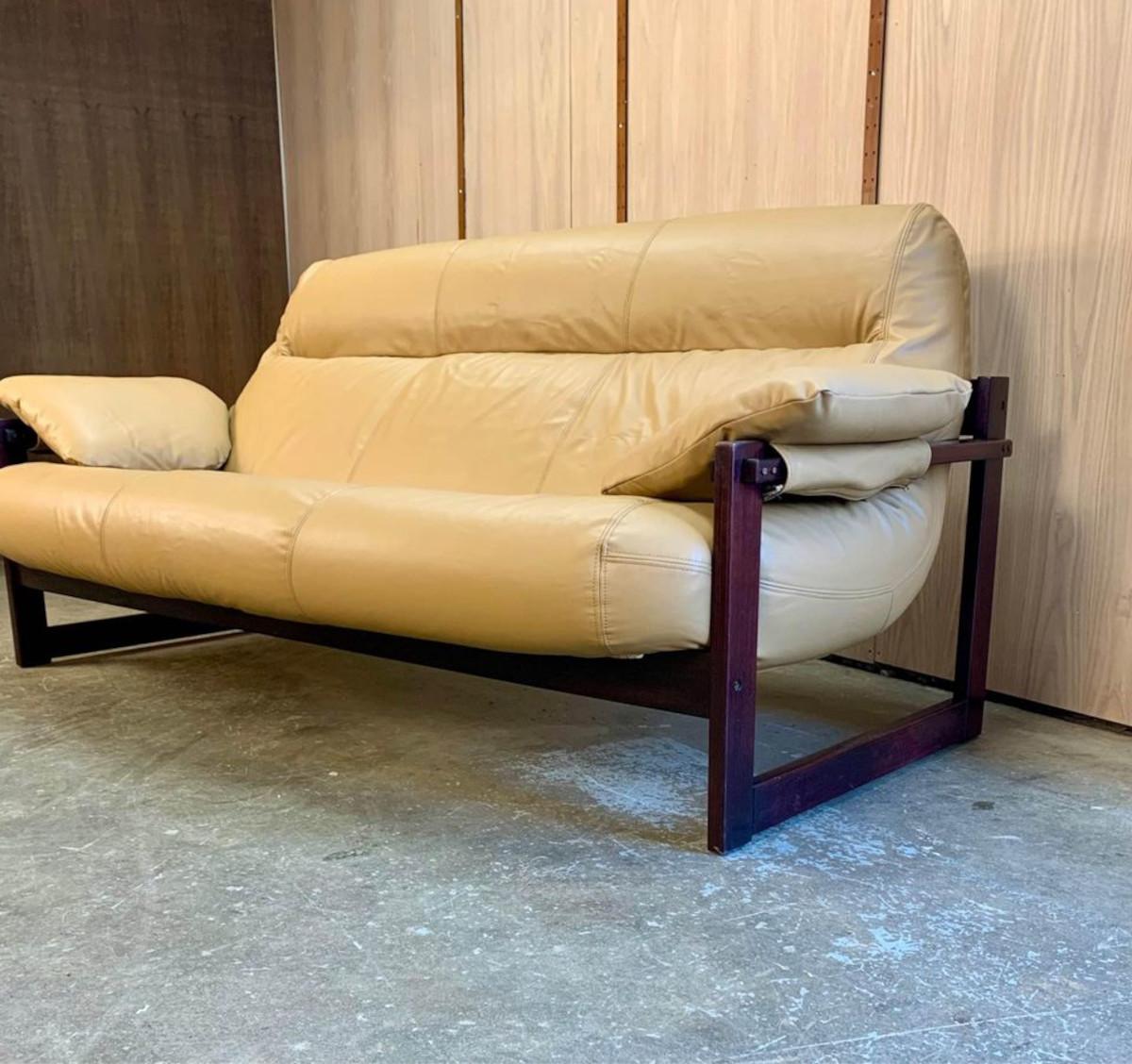 Late 20th Century 1970s Brazilian Wood and Leather Sofa by Percival Lafer For Sale