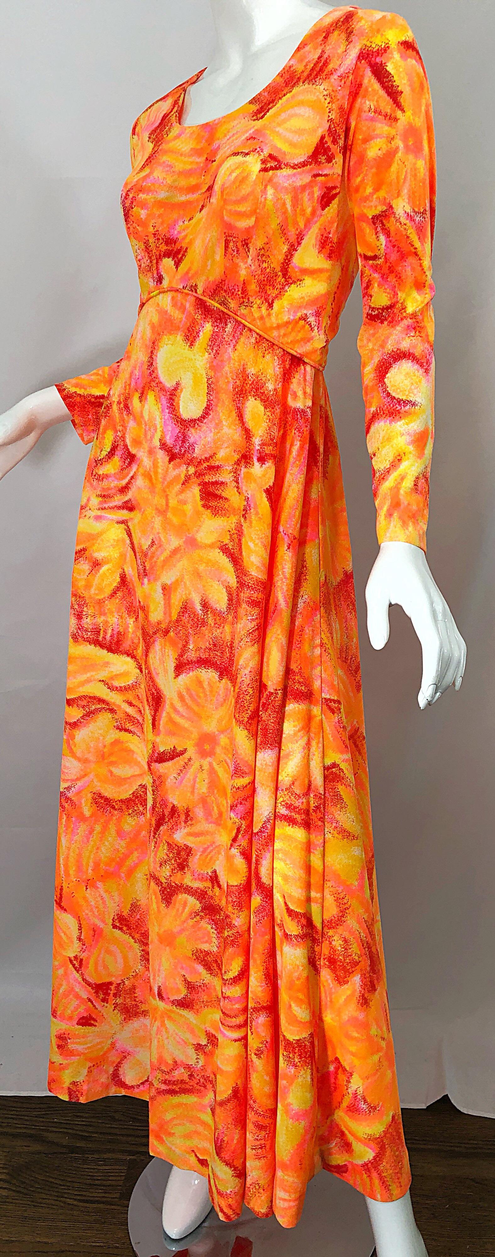1970s Bright Neon Orange + Hot Pink Abstract Flower Print Long Sleeve Maxi Dress For Sale 4