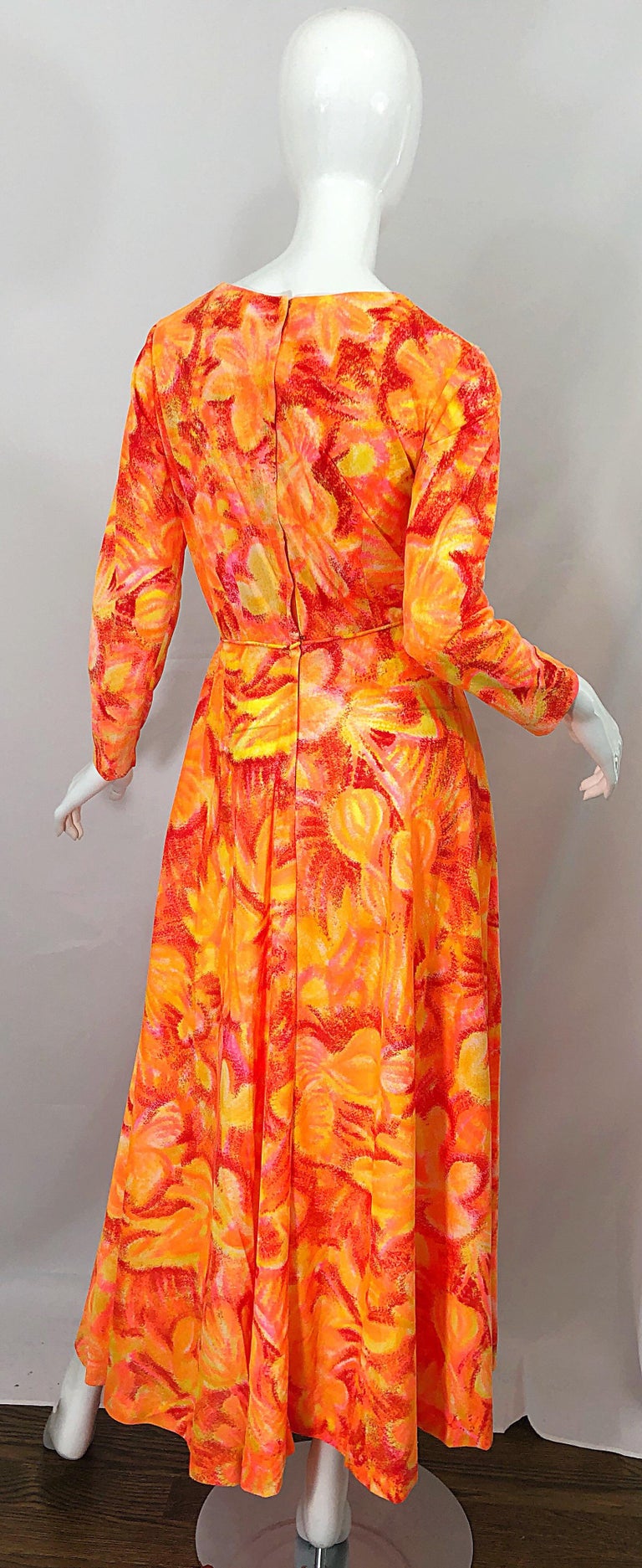 Women's 1970s Bright Neon Orange + Hot Pink Abstract Flower Print Long Sleeve Maxi Dress For Sale