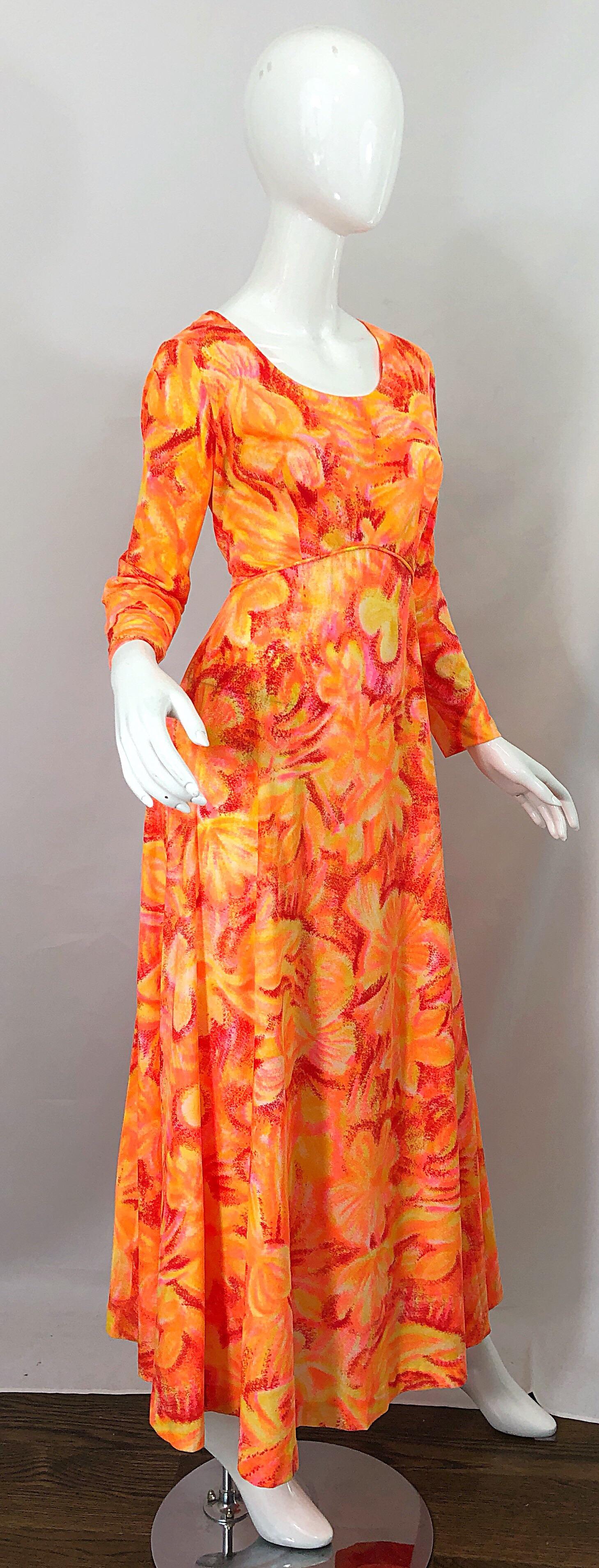 1970s Bright Neon Orange + Hot Pink Abstract Flower Print Long Sleeve Maxi Dress For Sale 2