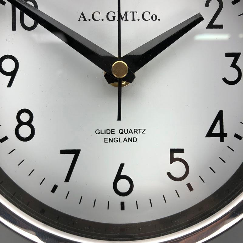 AC GMT Co., britannique, bronze et chrome, années 1970 Horloge murale industrielle avec cadran blanc en vente 6