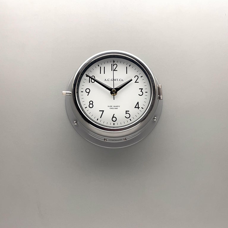 1970's British Ultimate Gray /Monochrome AC GMT Co. Classic Quartz Wall Clock For Sale 3