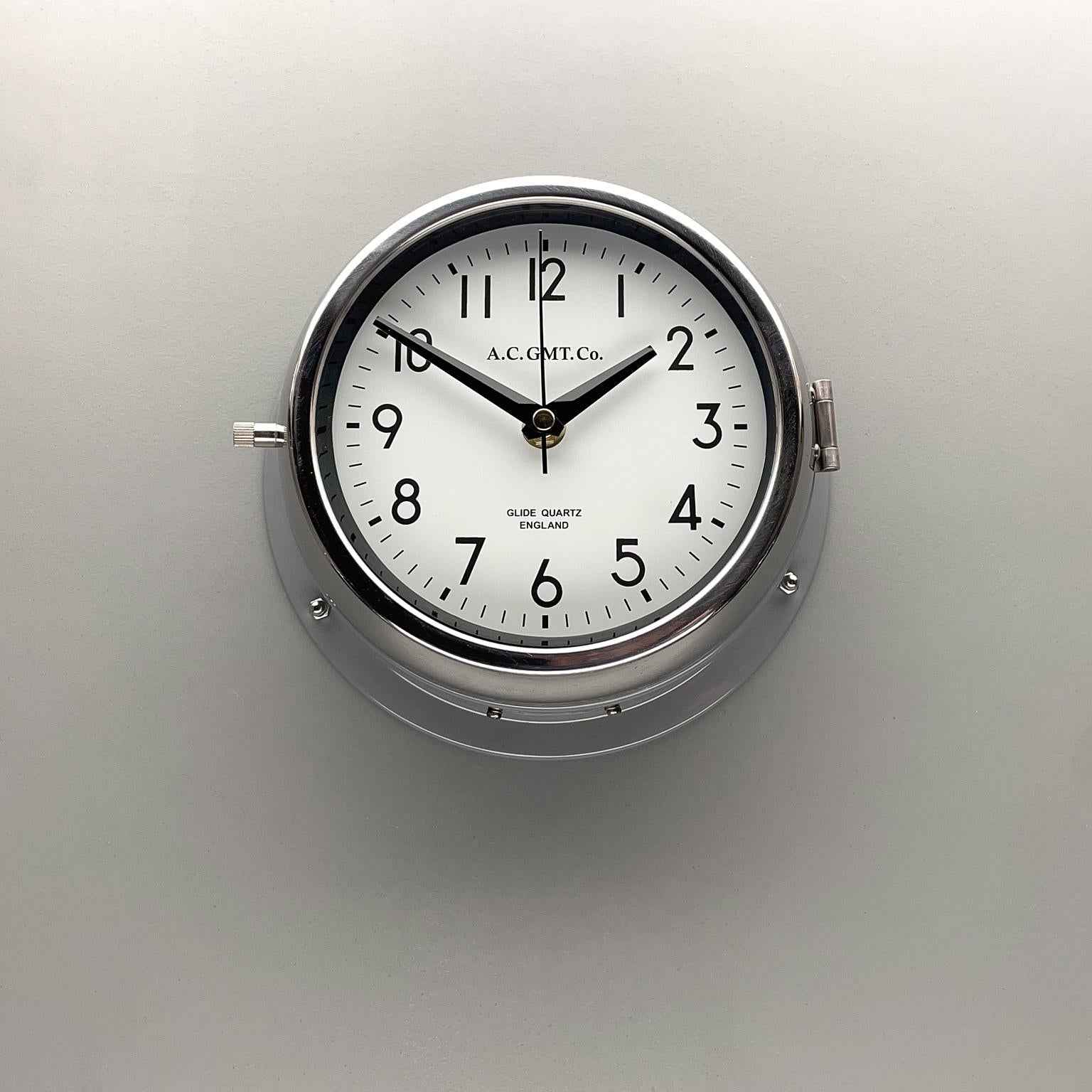 1970's British Ultimate Gray /Monochrome AC GMT Co. Classic Quartz Wall Clock For Sale 4