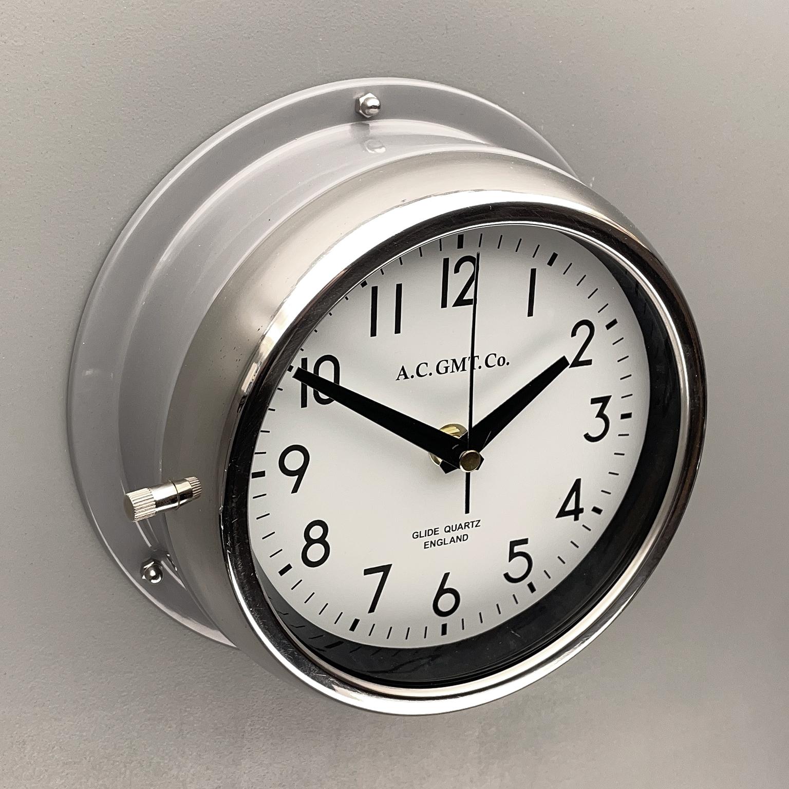 1970's British Ultimate Gray /Monochrome AC GMT Co. Classic Quartz Wall Clock For Sale 7