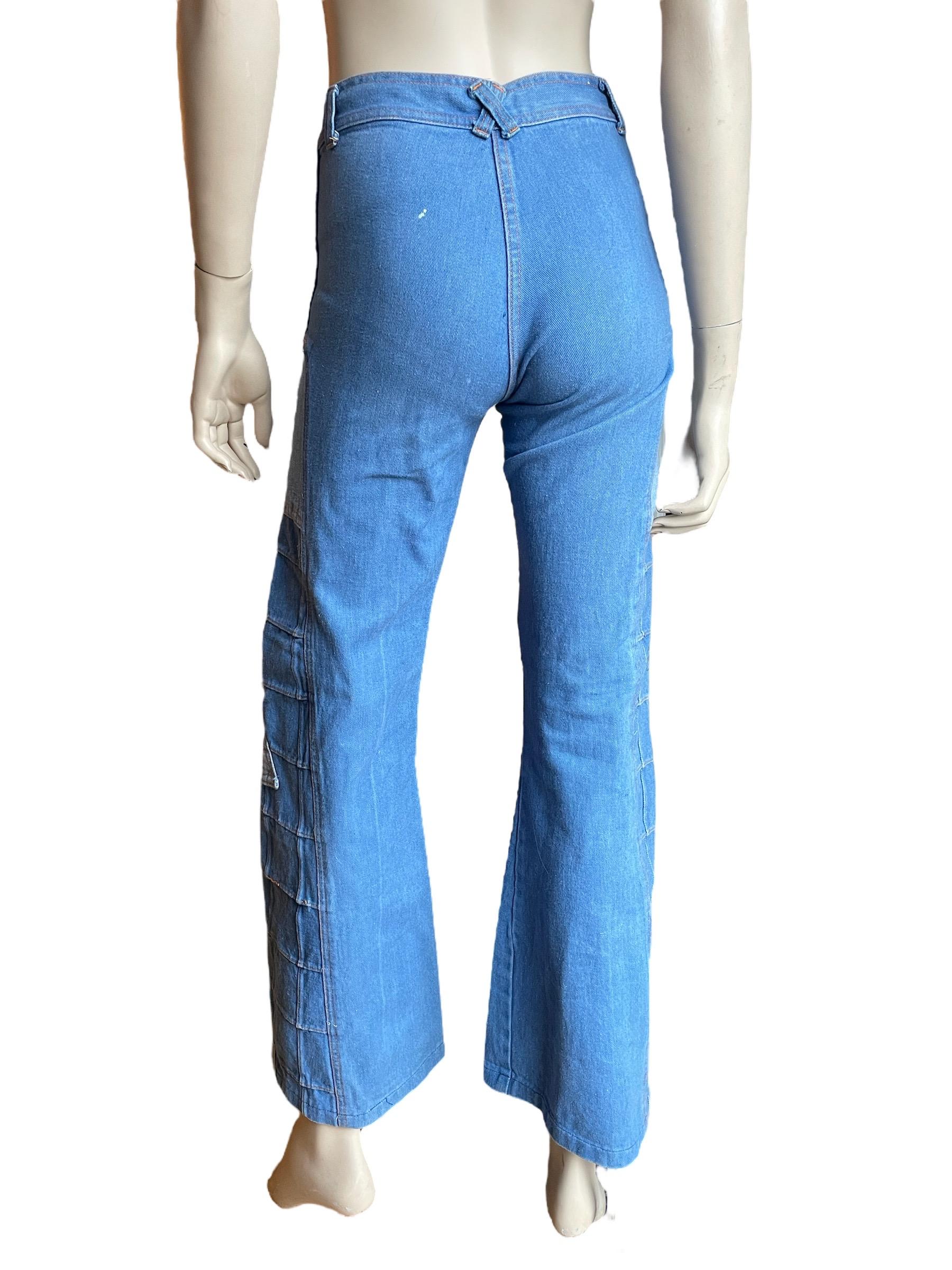 1970er Brittania Denim Jeans mit Glockenunterteil  für Damen oder Herren im Angebot