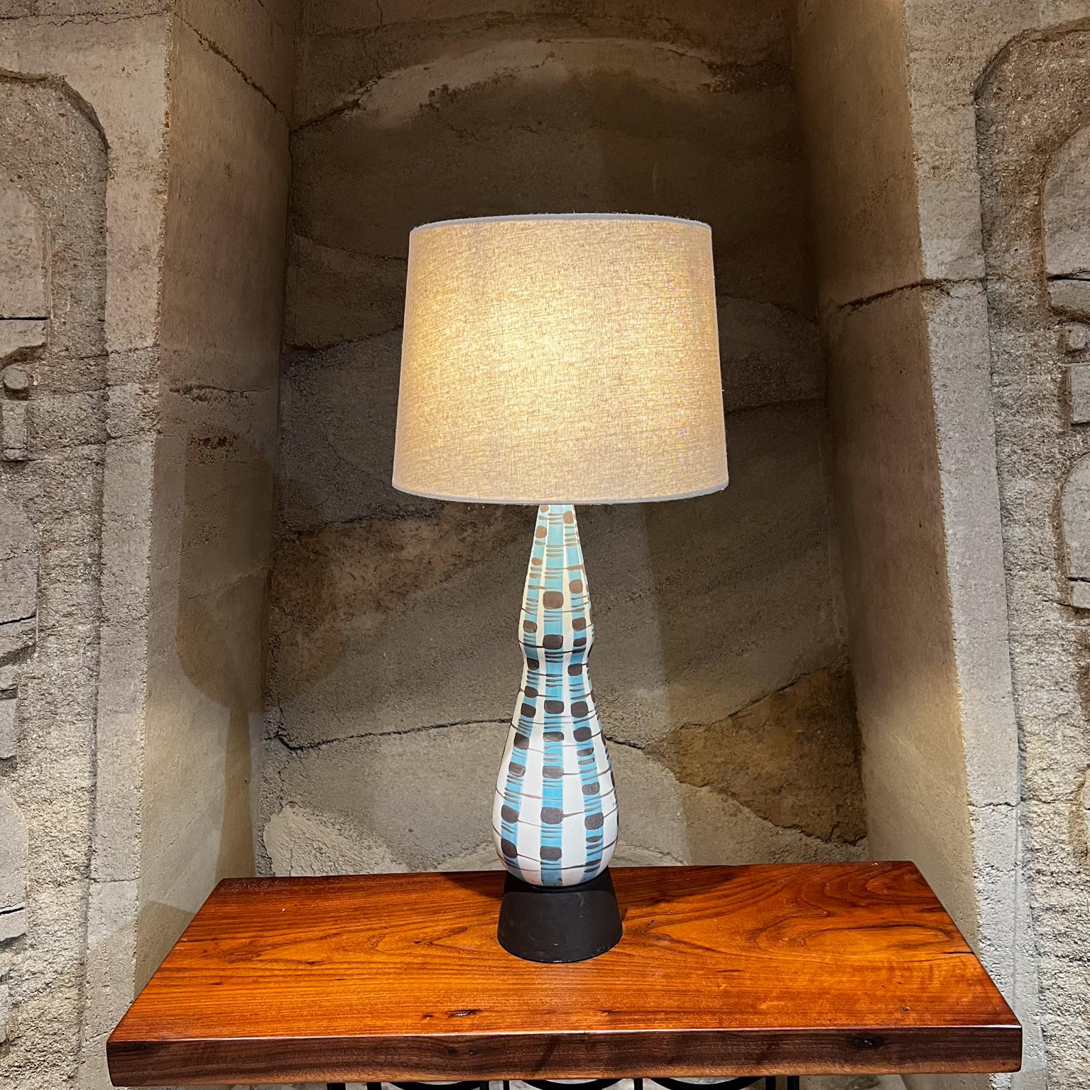 Mid-Century Modern 1970s Bronze and Blue Ceramic Table Lamp Style Marcello Fantoni Italy For Sale