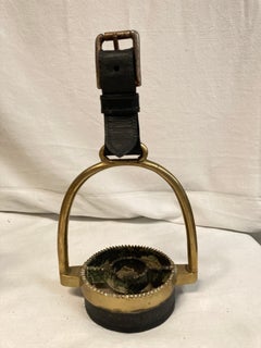 Cendrier en bronze et cuir Stitch by Stitch par Hermès, 1970