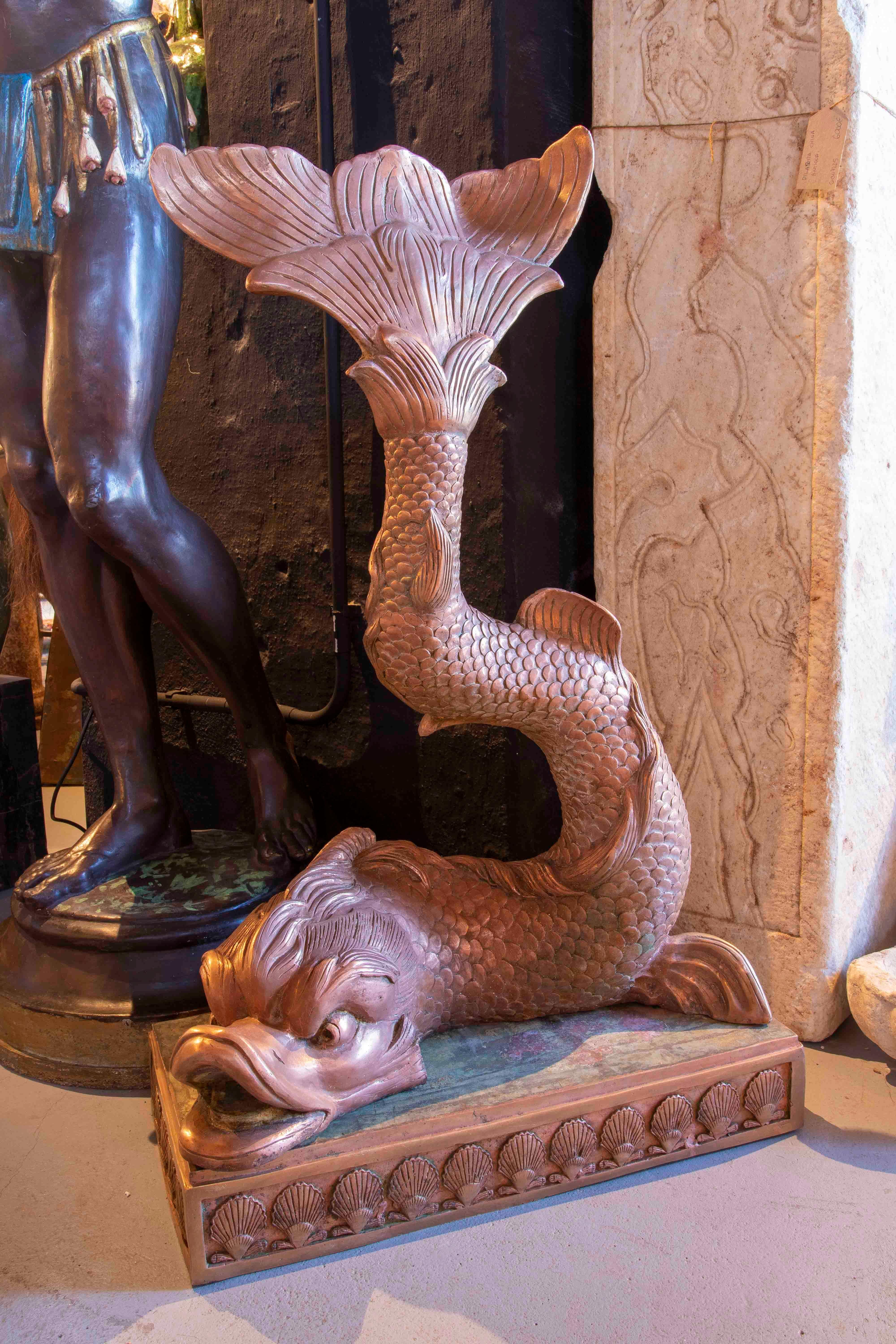 1970s Bronze Fish Sculpture on Rectangular Base  In Good Condition In Marbella, ES