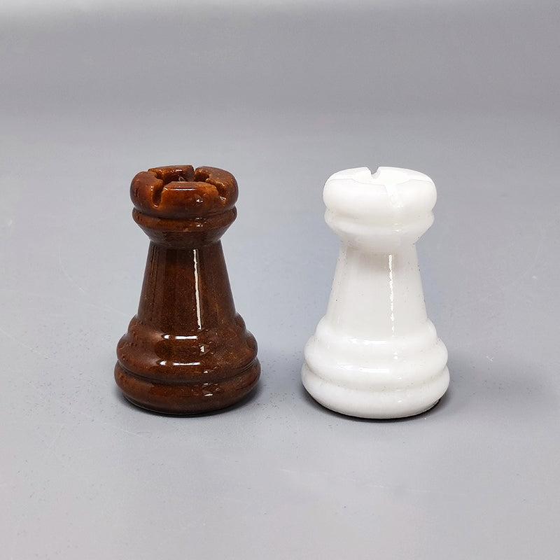1970s Brown and White Chess Set in Volterra Alabaster Handmade, Made in Italy 5