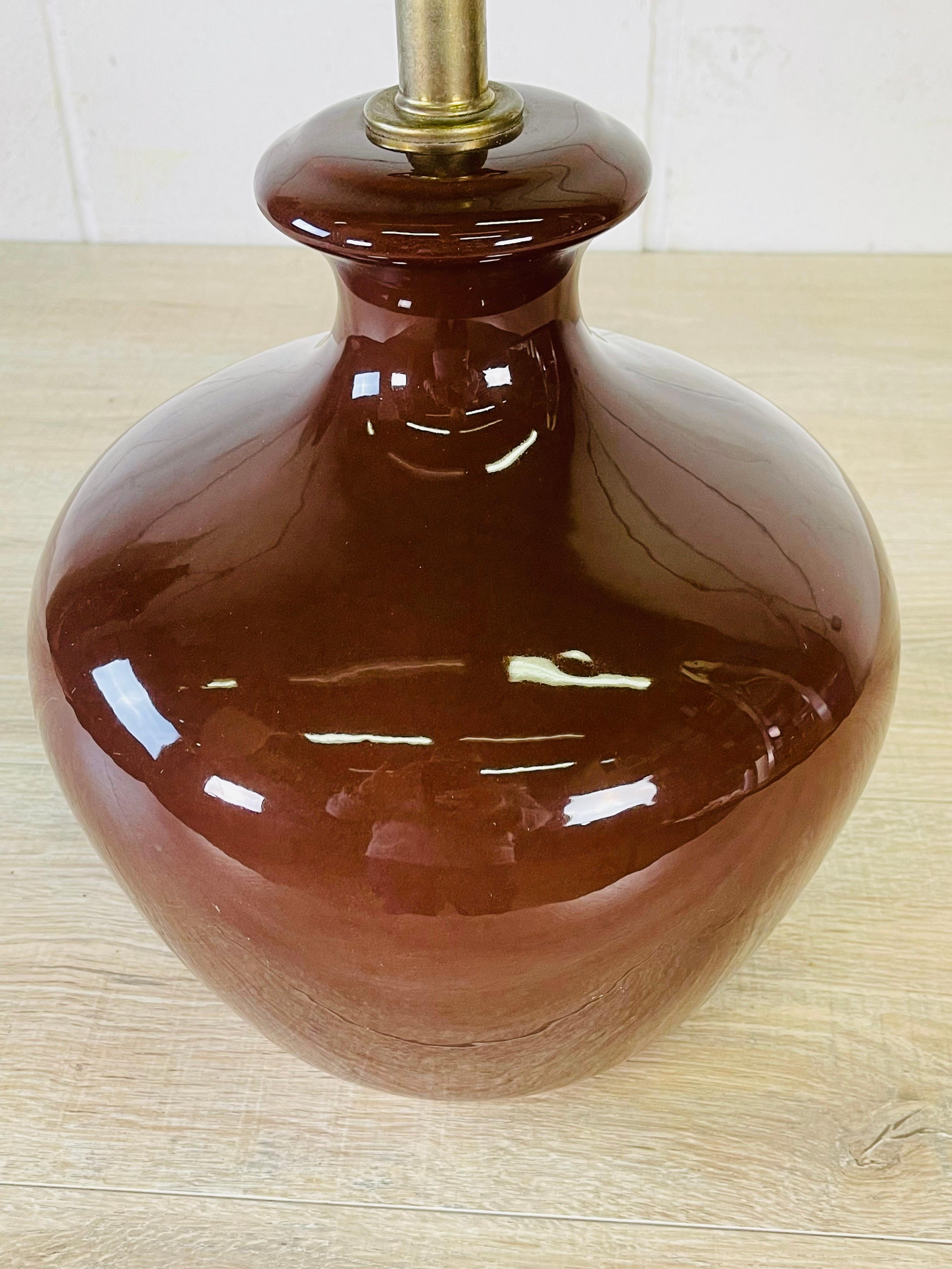 1970s Brown Bulbous Ceramic Table Lamp In Good Condition For Sale In Amherst, NH
