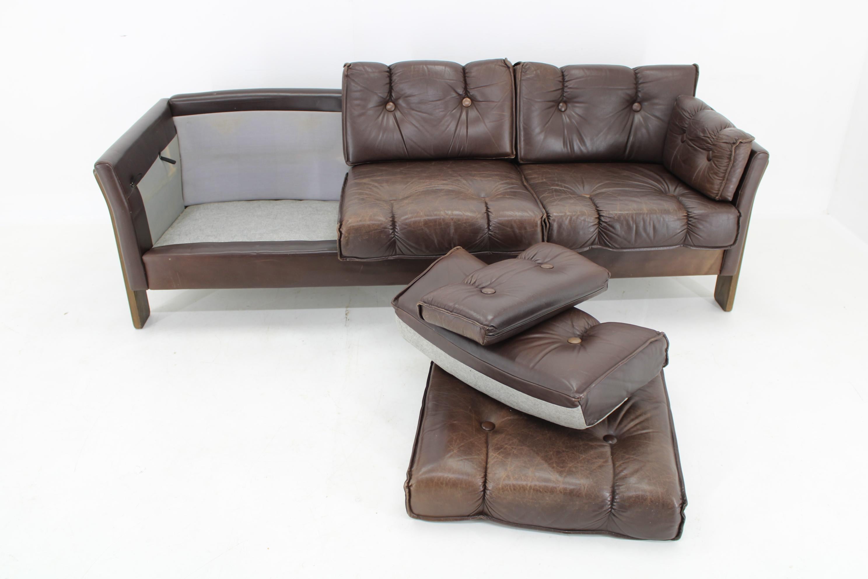 1970s Brown Leather 3-Seater Sofa, Denmark For Sale 4