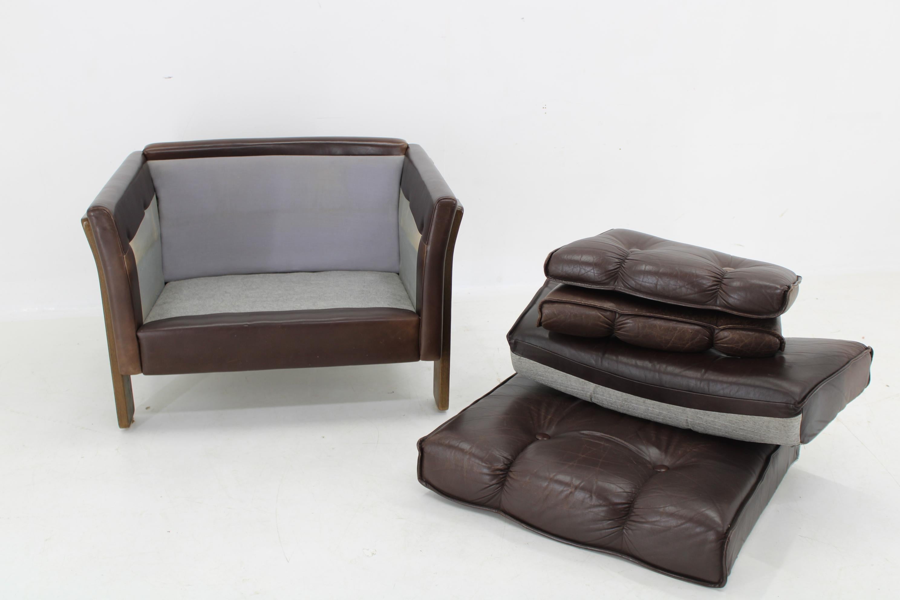 1970s Brown Leather 3-Seater Sofa, Denmark  For Sale 4