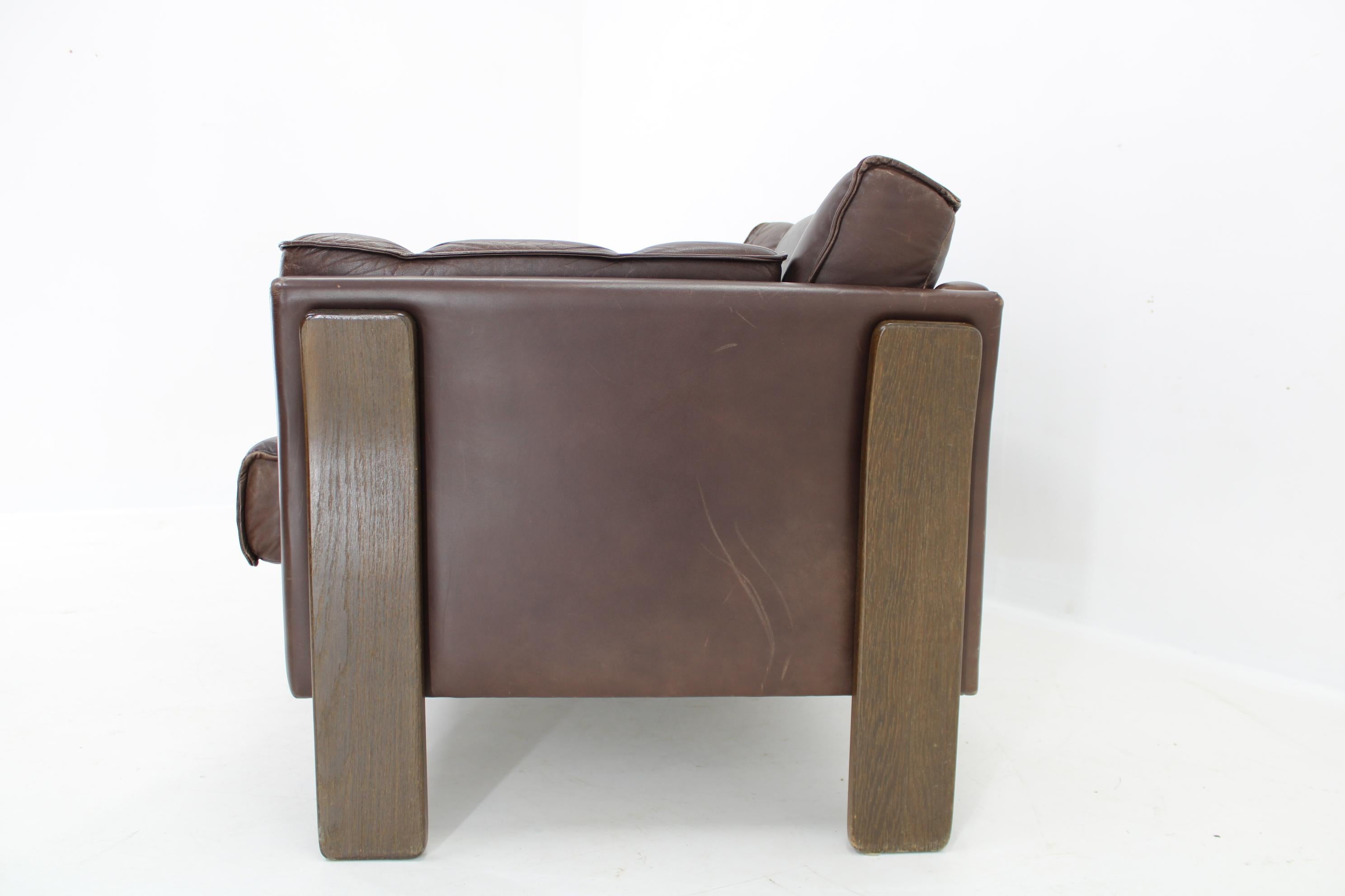 1970s Brown Leather 3-Seater Sofa, Denmark In Good Condition In Praha, CZ