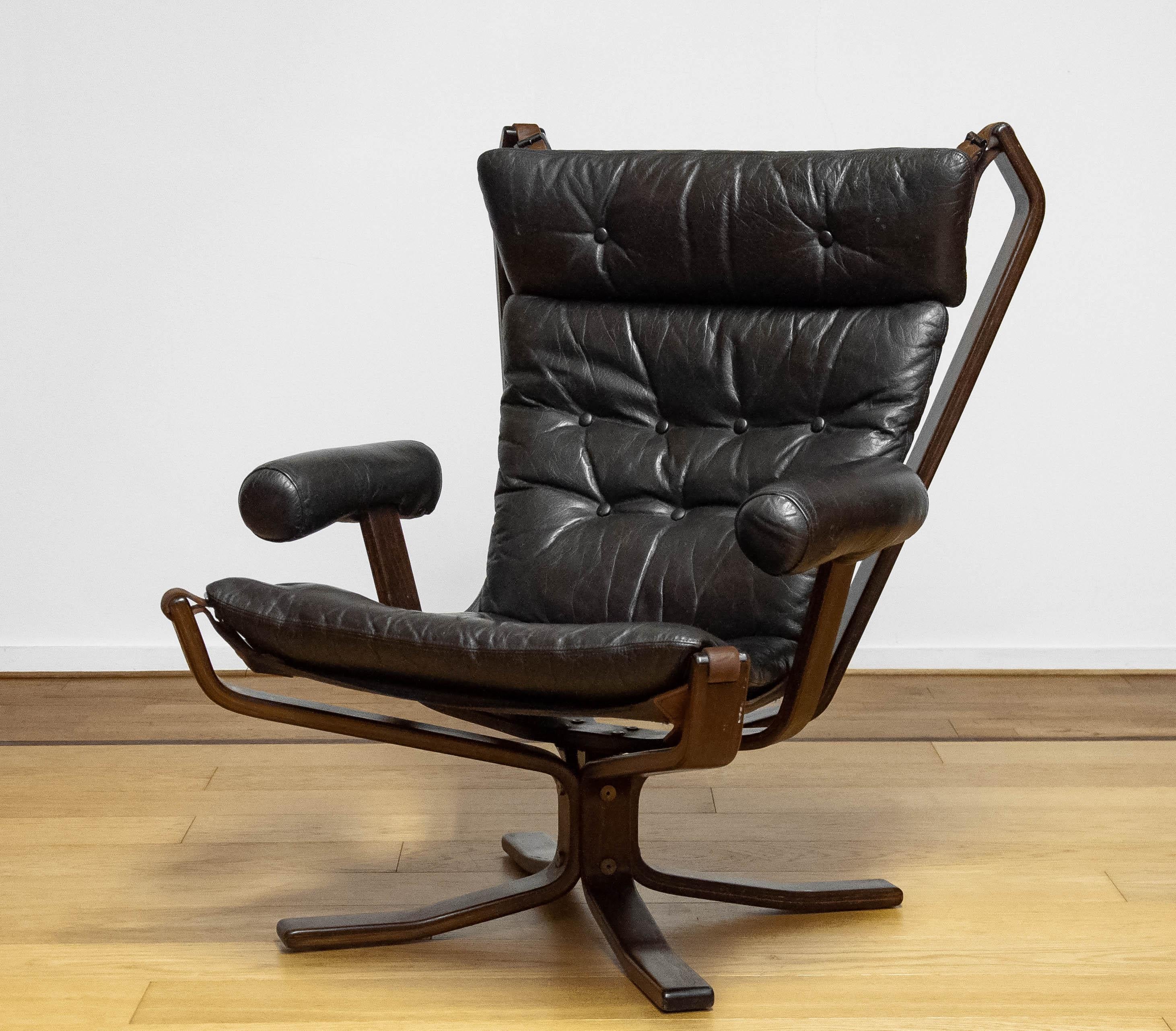 Beautiful rare lounge chair model 'Superstar' designed by Sigurd Ressel and made by Trygg Mobler in Denmark.
These models were made in a limited edition.
Also famous under the name 