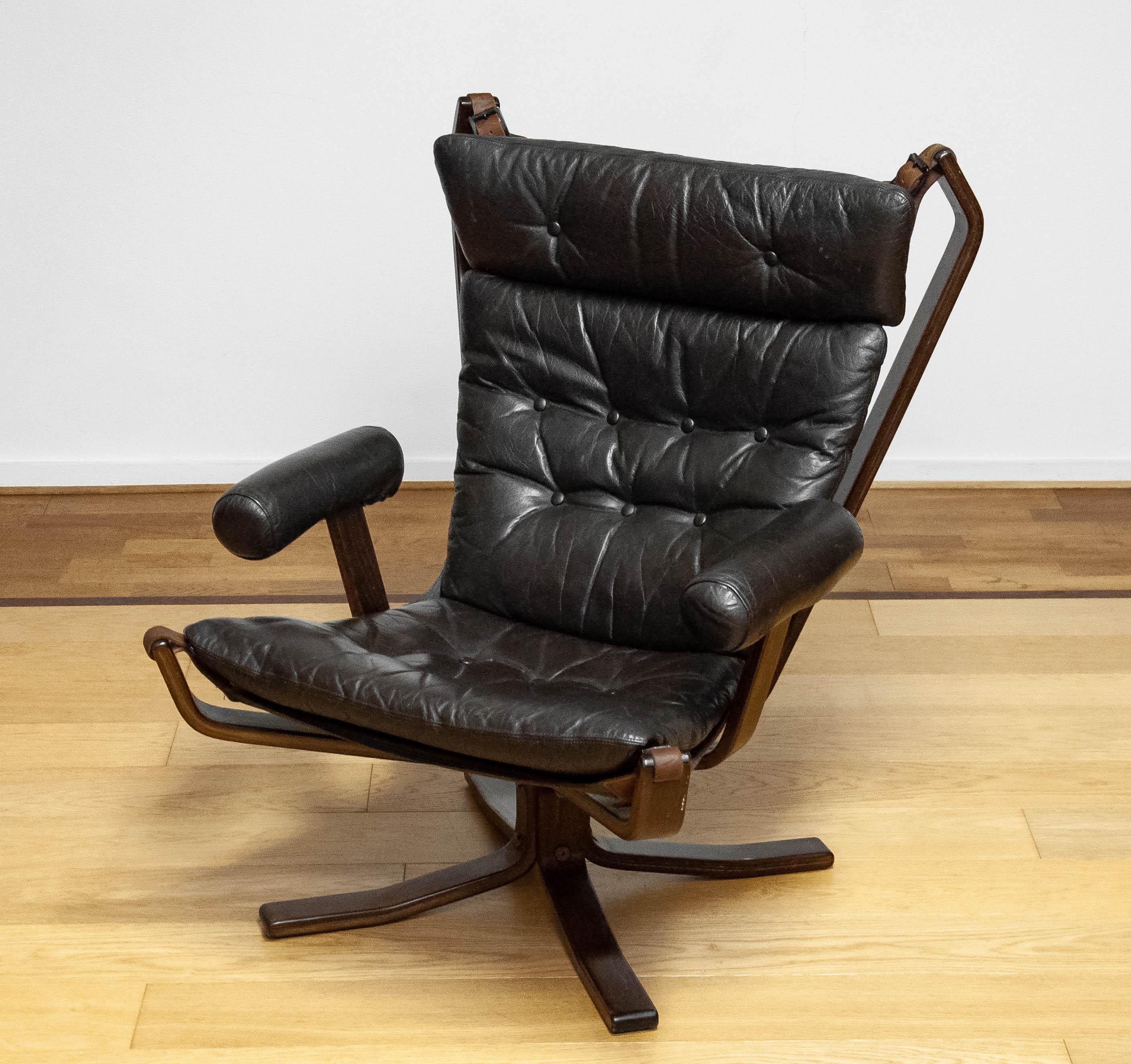 Scandinave moderne Chaise longue en cuir Brown des années 1970 