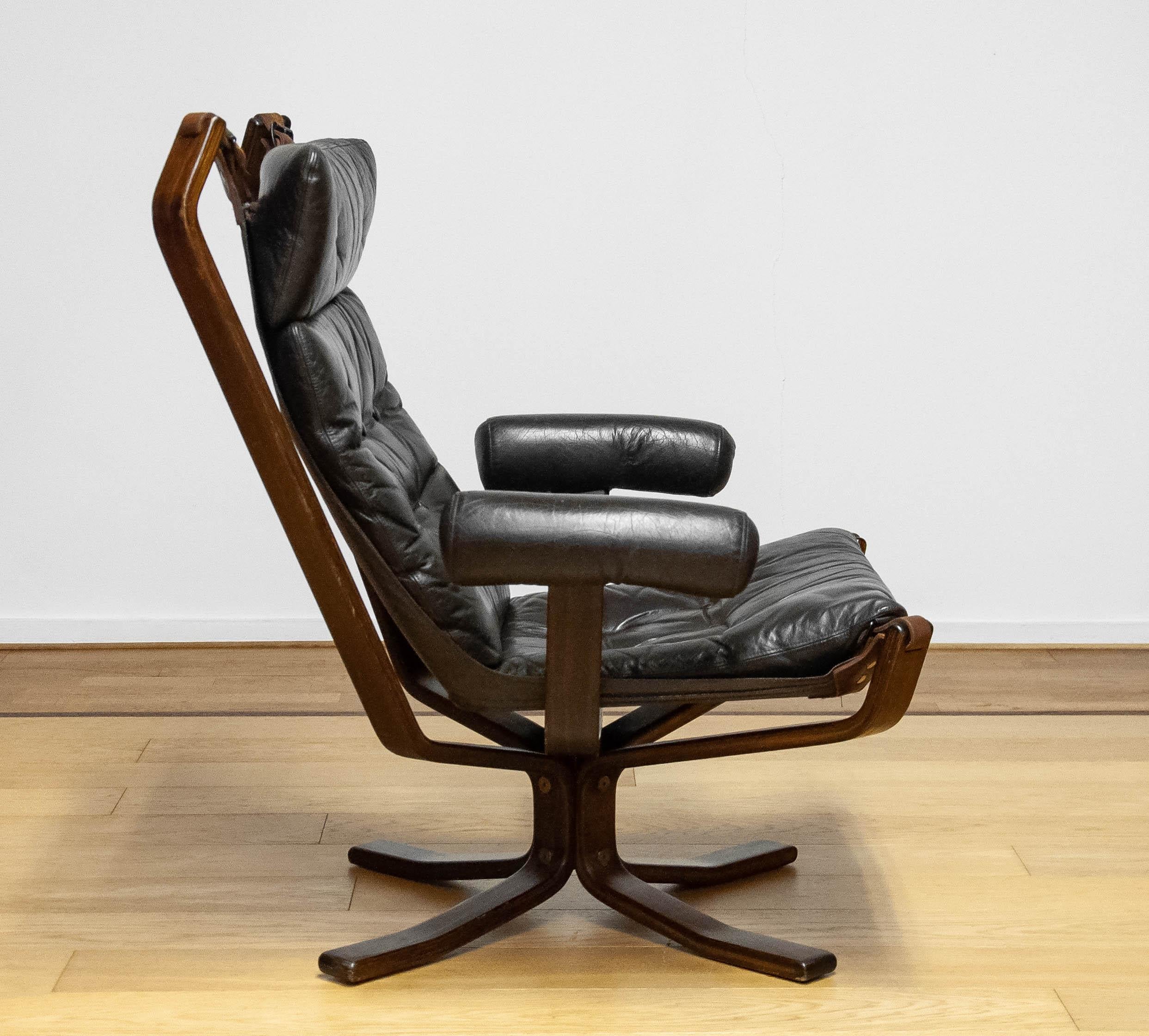 Fin du 20e siècle Chaise longue en cuir Brown des années 1970 