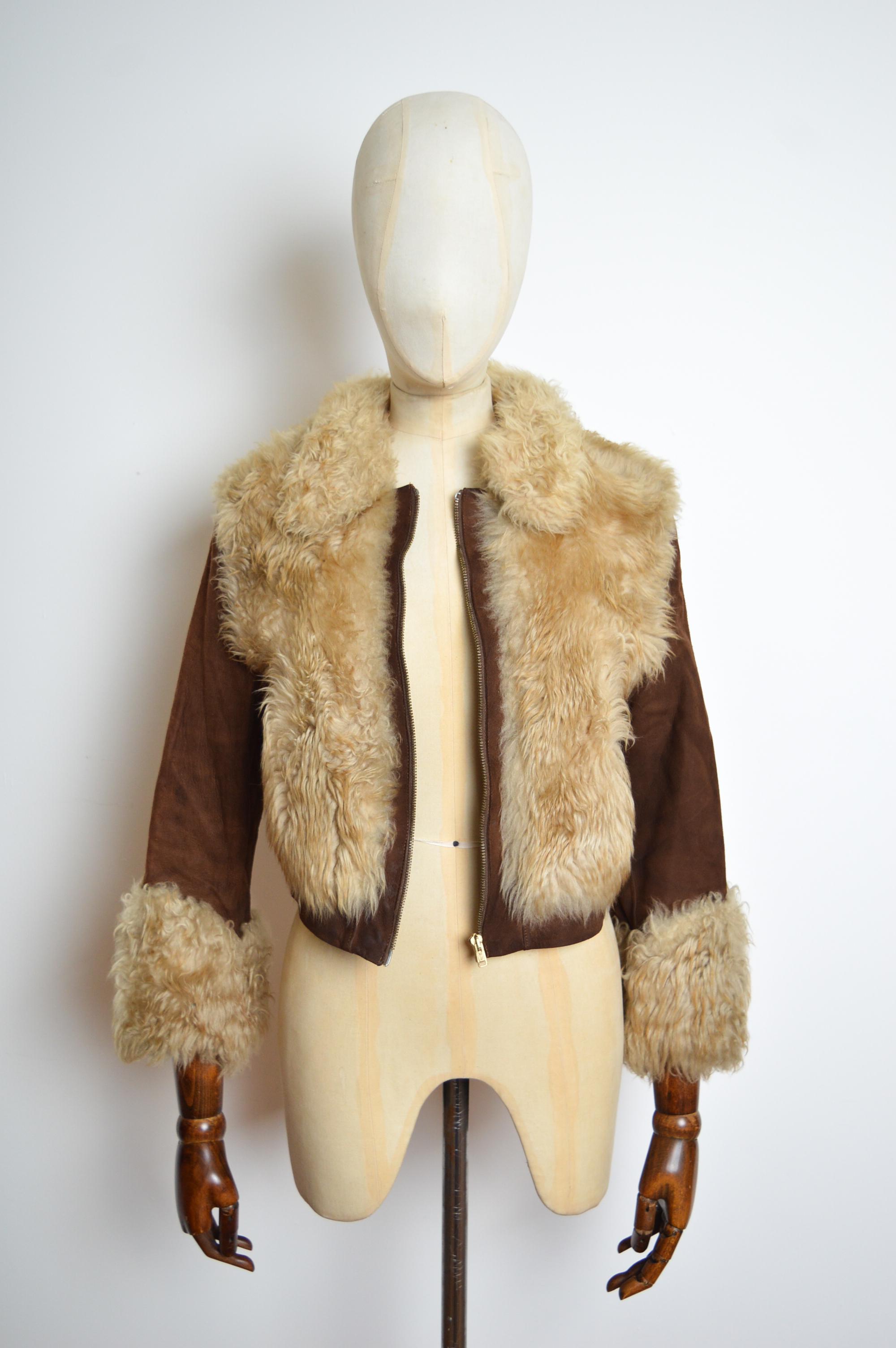 White 1970s Brown Suede Fluffy Cream Shearling Penny Lane Cropped Sheepskin Jacket For Sale