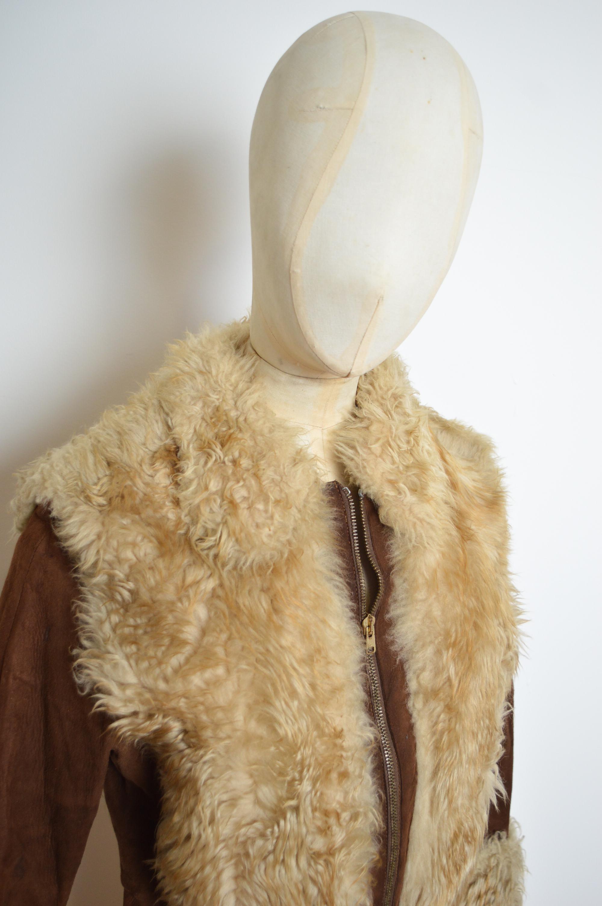 1970s Brown Suede Fluffy Cream Shearling Penny Lane Cropped Sheepskin Jacket For Sale 4