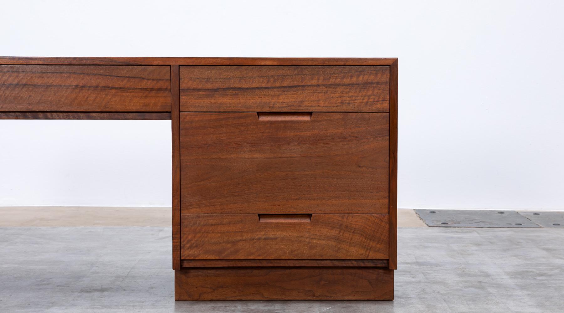 1970s Brown Walnut Desk by George Nakashima 'f' For Sale 1
