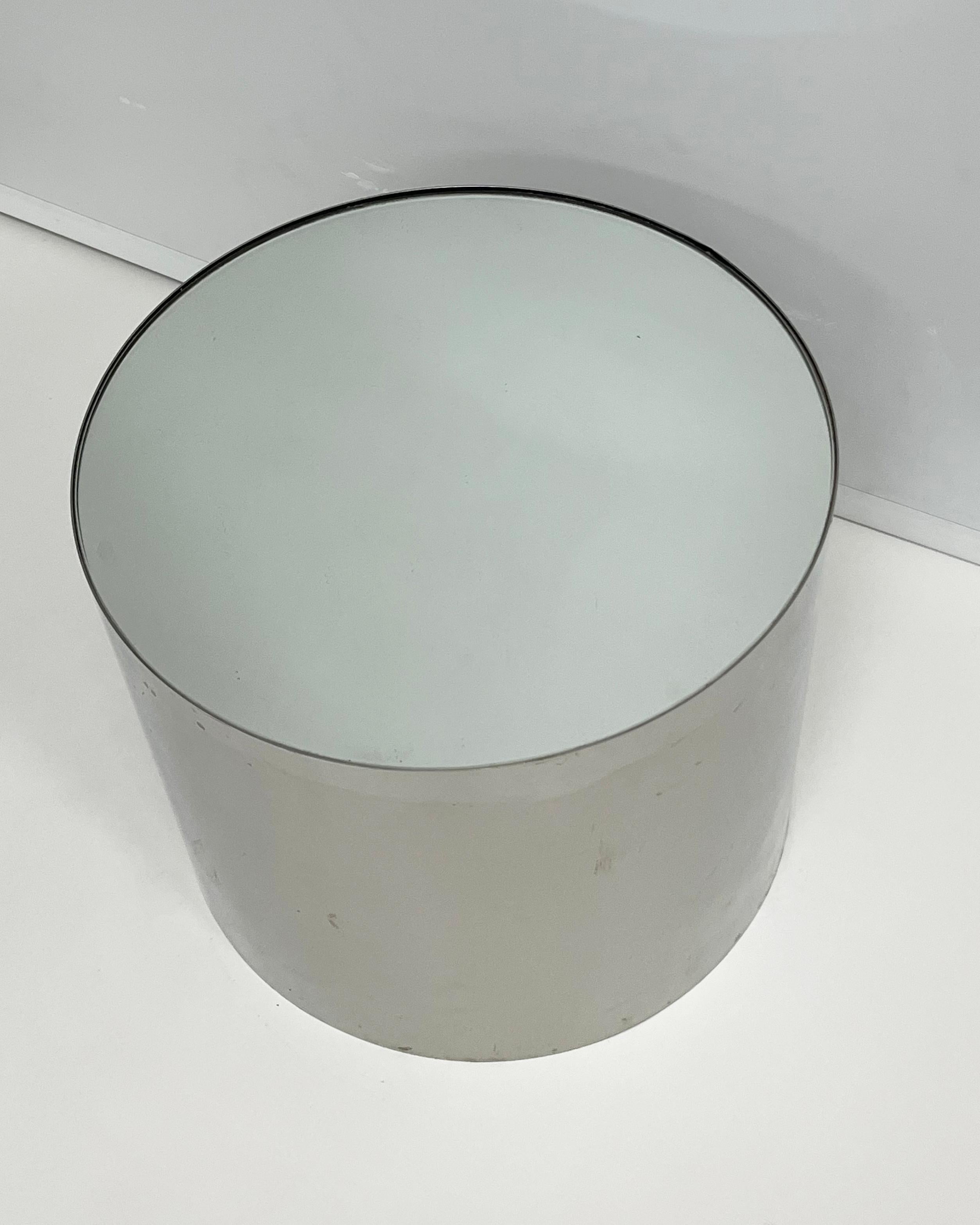 American 1970s Brueton Style Chrome and Mirrored Top Side Table For Sale