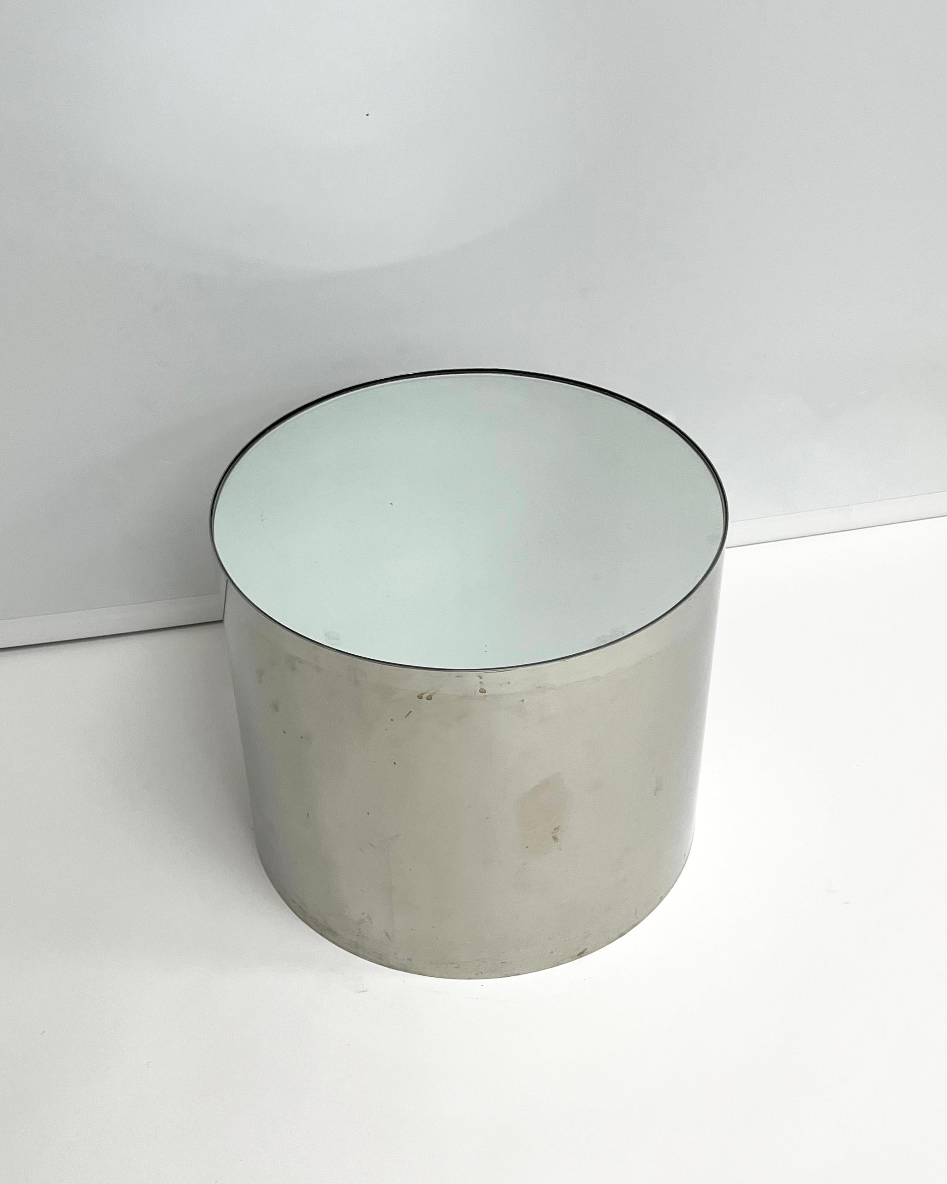 Late 20th Century 1970s Brueton Style Chrome and Mirrored Top Side Table For Sale