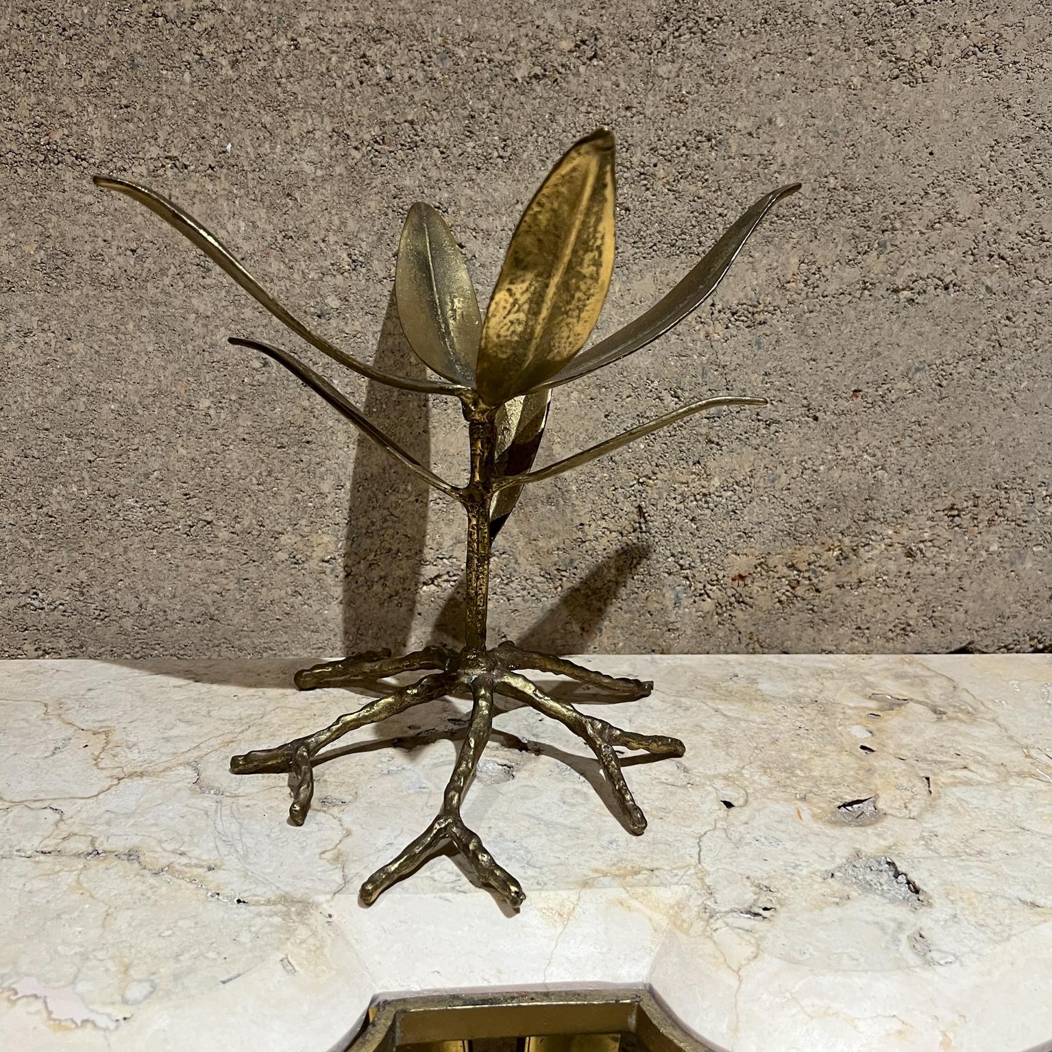 1970s Brutalist Brass Gold Leaf Plant Stand For Sale 2
