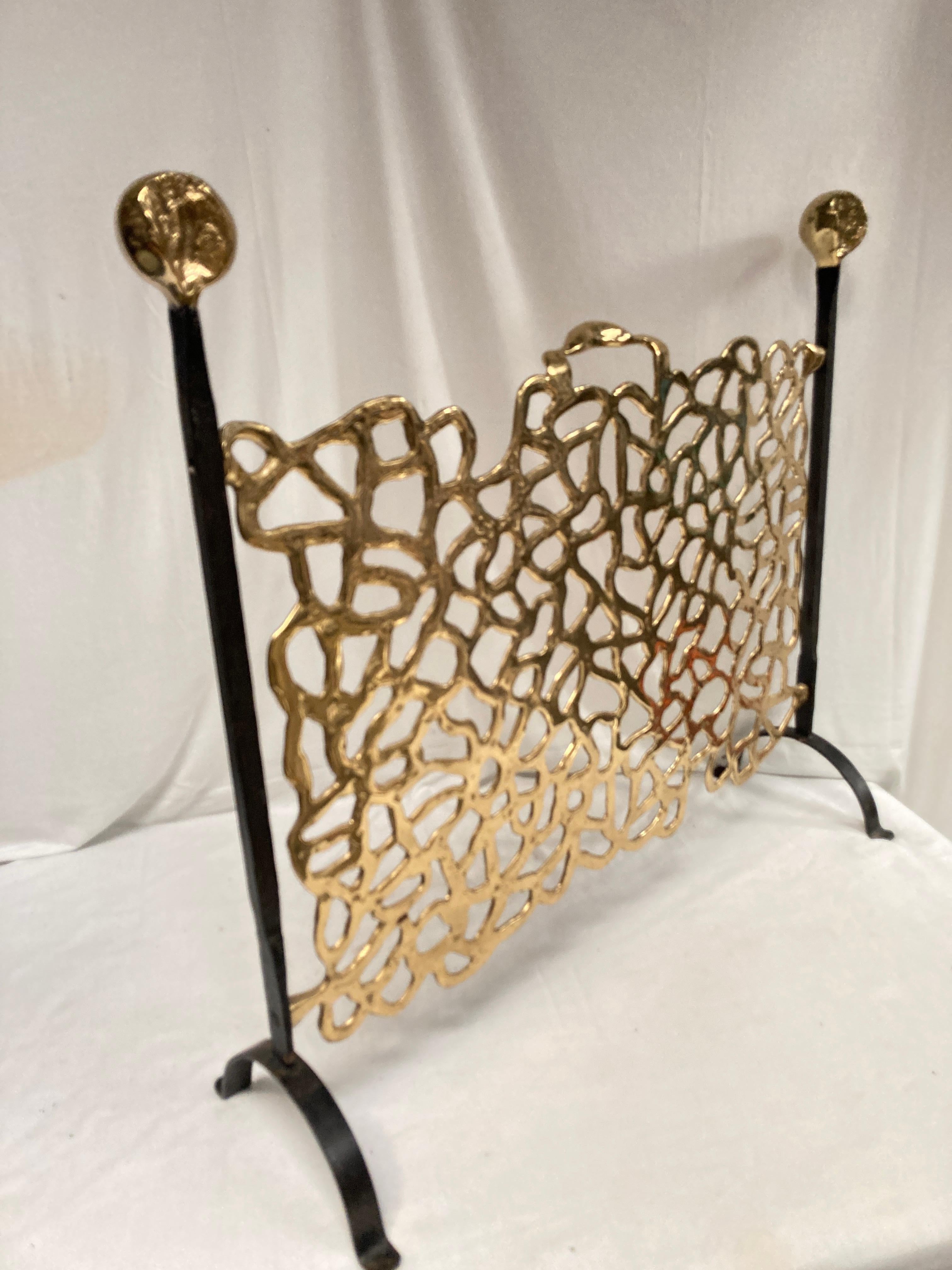 1970's Brutalist bronze fire screen by David Marshall 3
