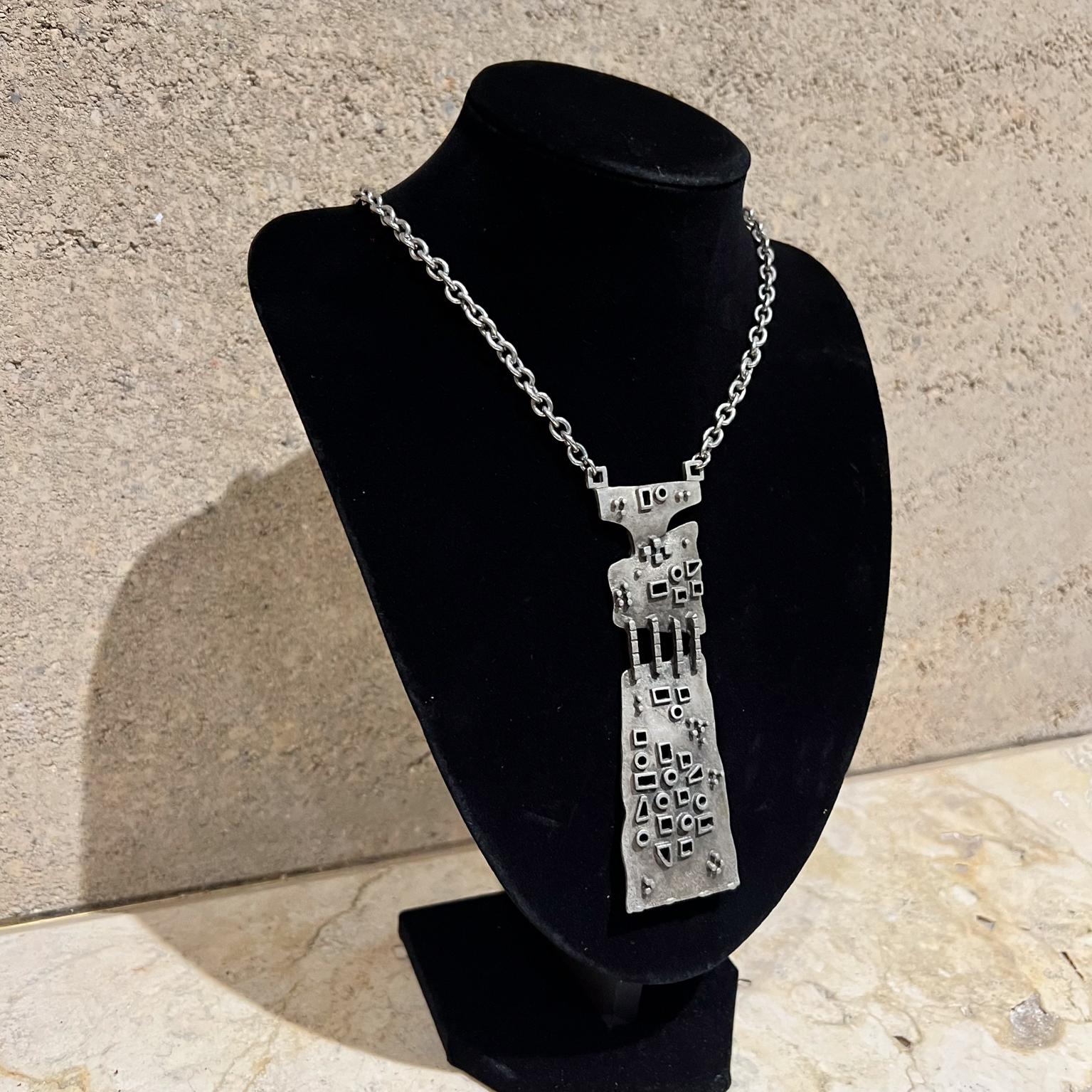 20th Century 1970s Brutalist Chain Pendant Modernist Necklace in Pewter