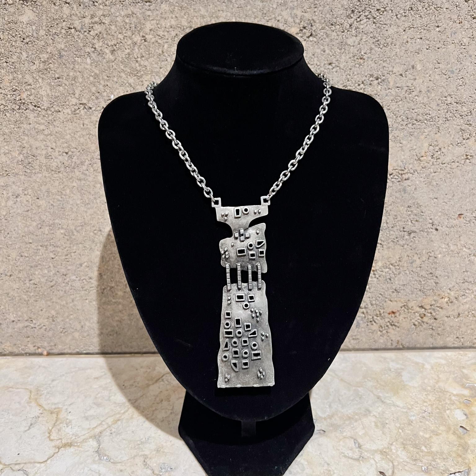 1970s Brutalist Chain Pendant Modernist Necklace in Pewter 2