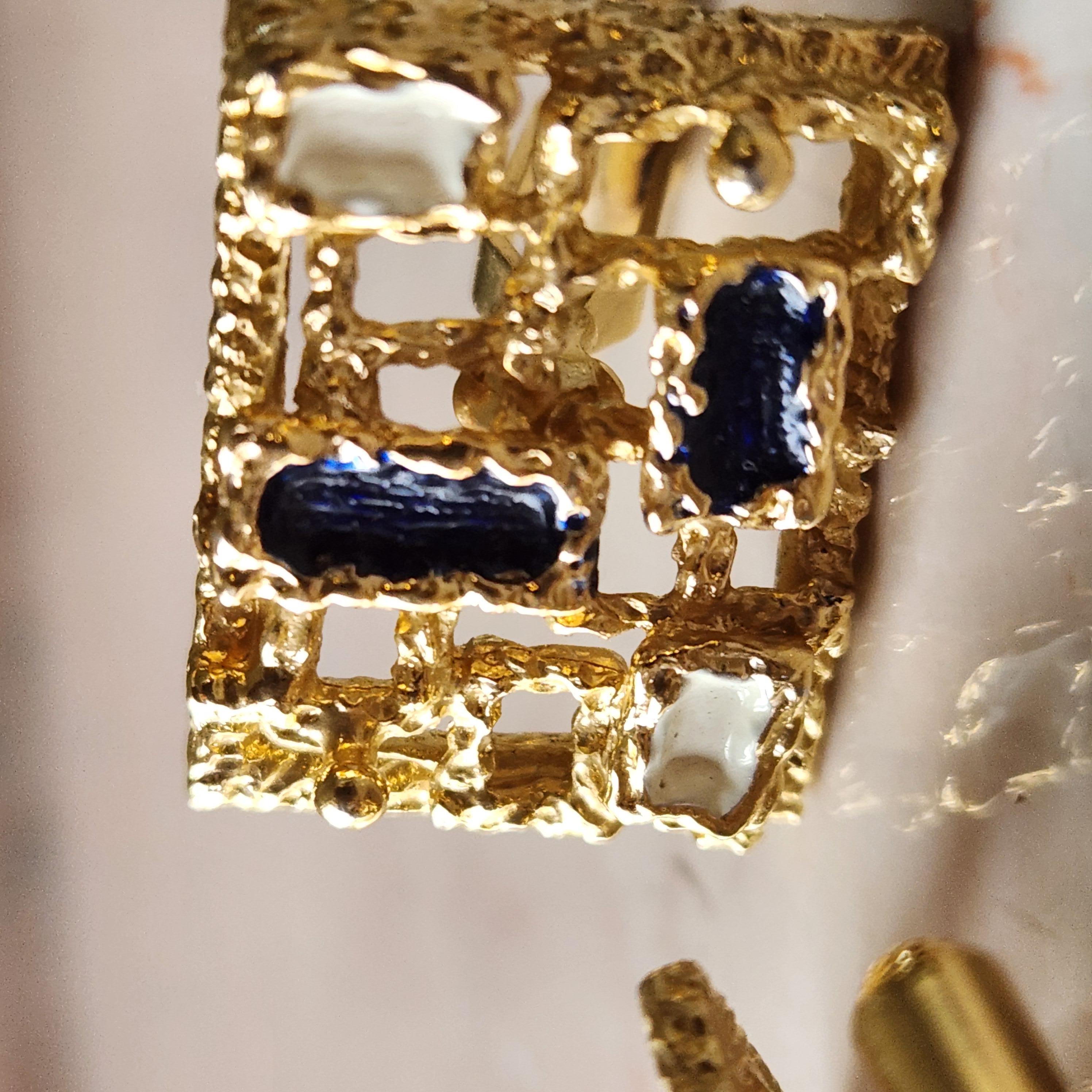 1970s Brutalist Christian Dior Gold Tone Enamel Stone Cufflinks For Sale 4