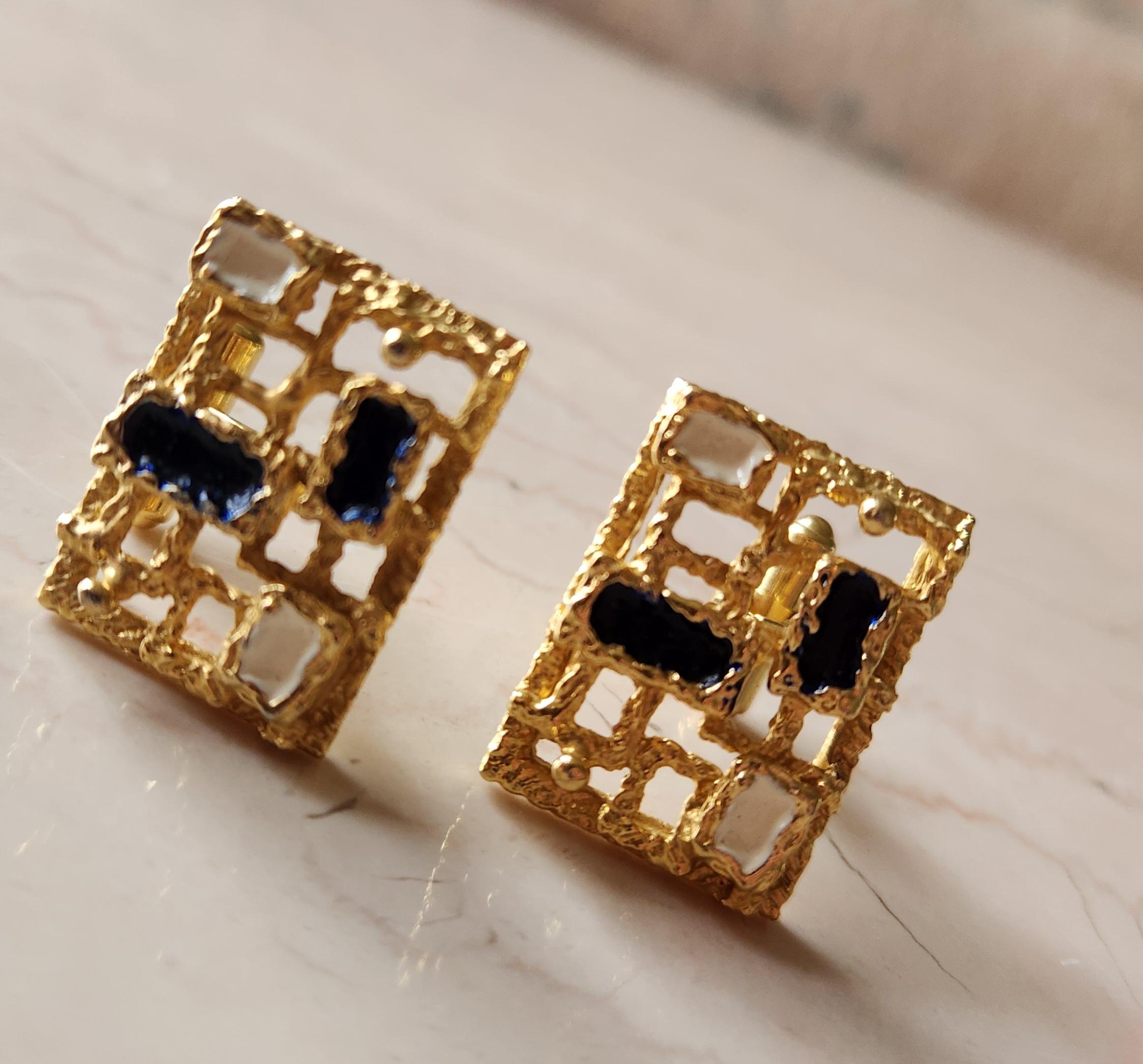 1970s Brutalist Christian Dior Gold Tone Enamel Stone Cufflinks For Sale 6