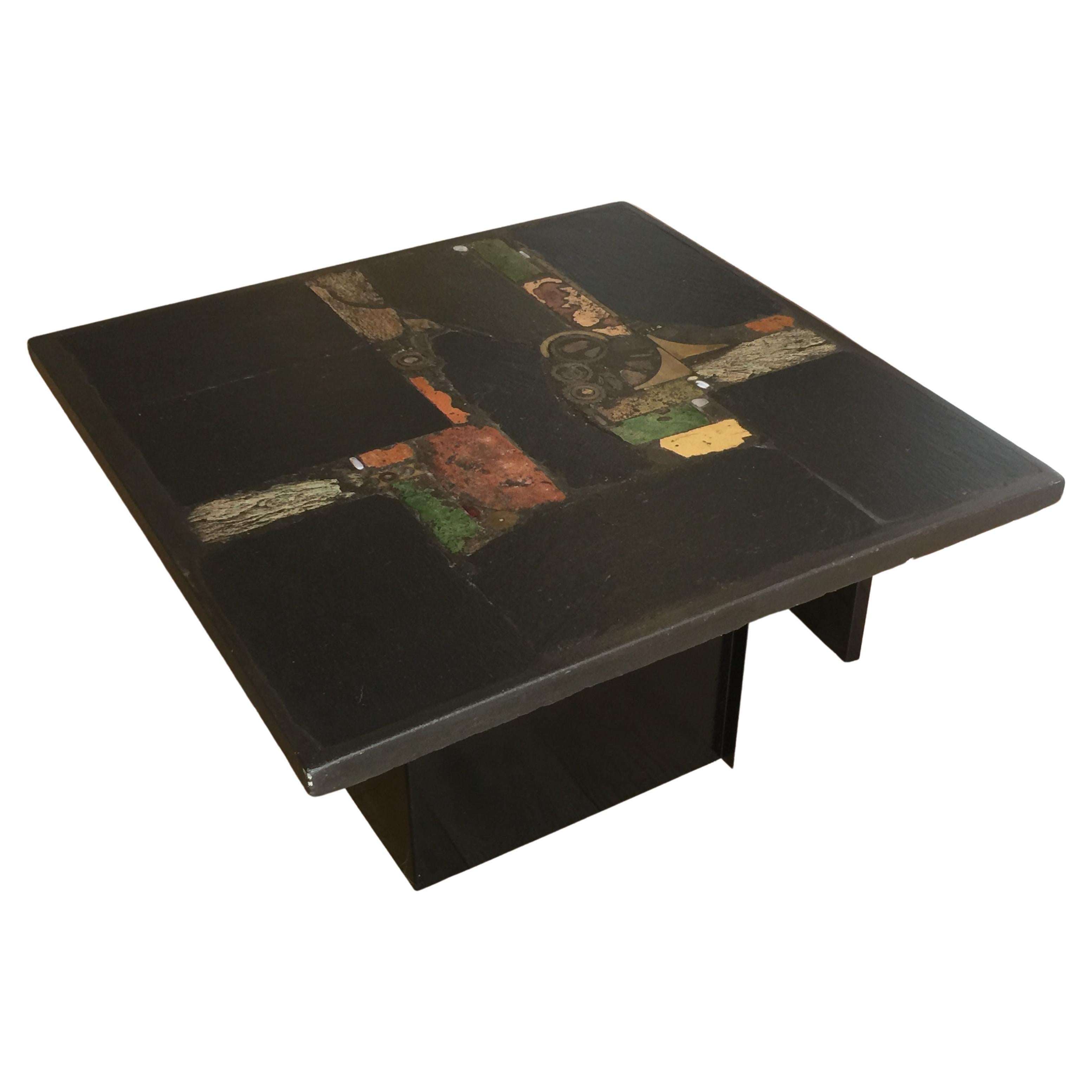 Table basse brutaliste des années 1970, attribuée à Paul Kingma en vente