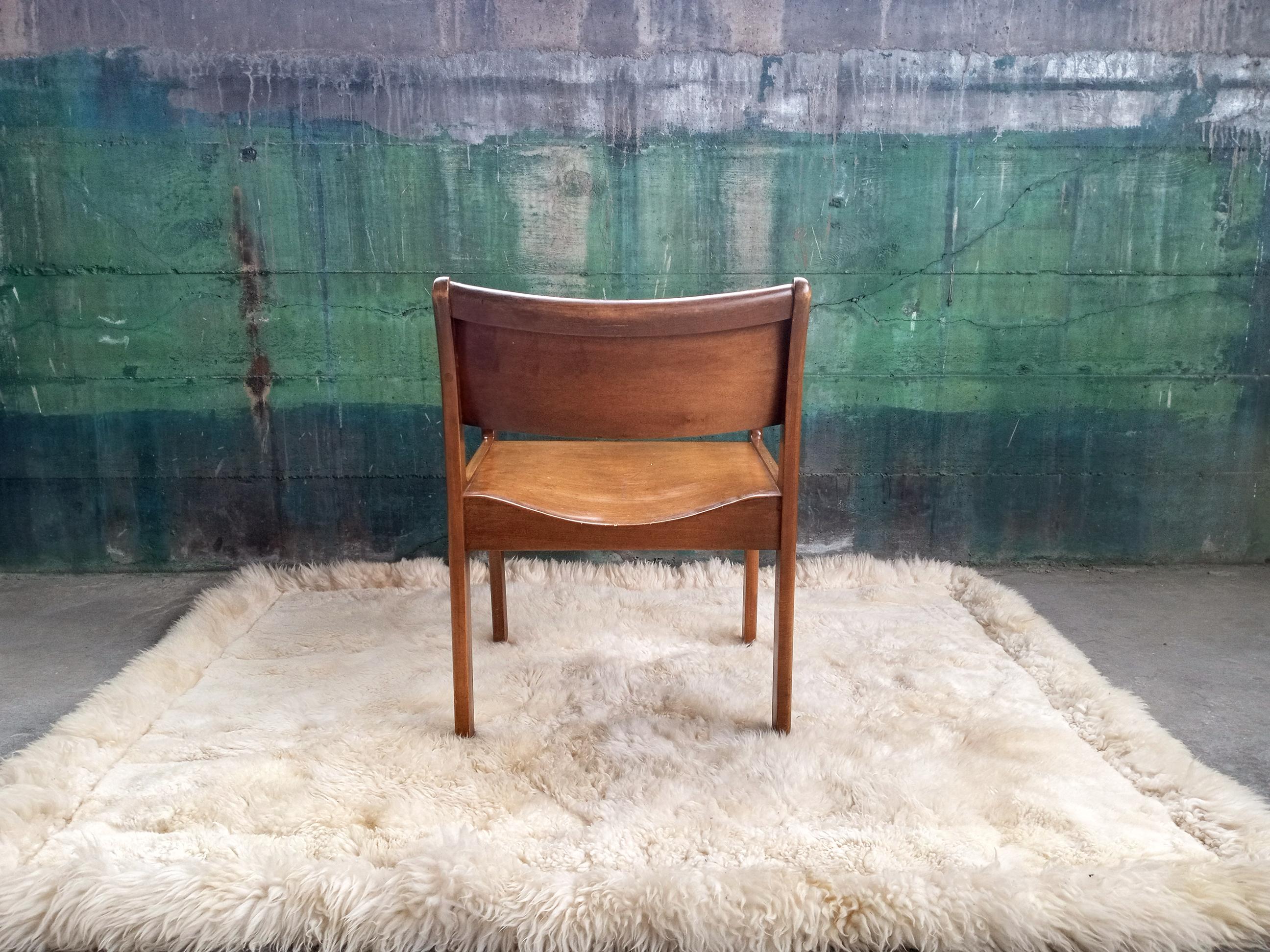 1970s Brutalist Daumiller Style Postmodern Solid Wood Lounge Accent Armchair In Good Condition For Sale In Madison, WI