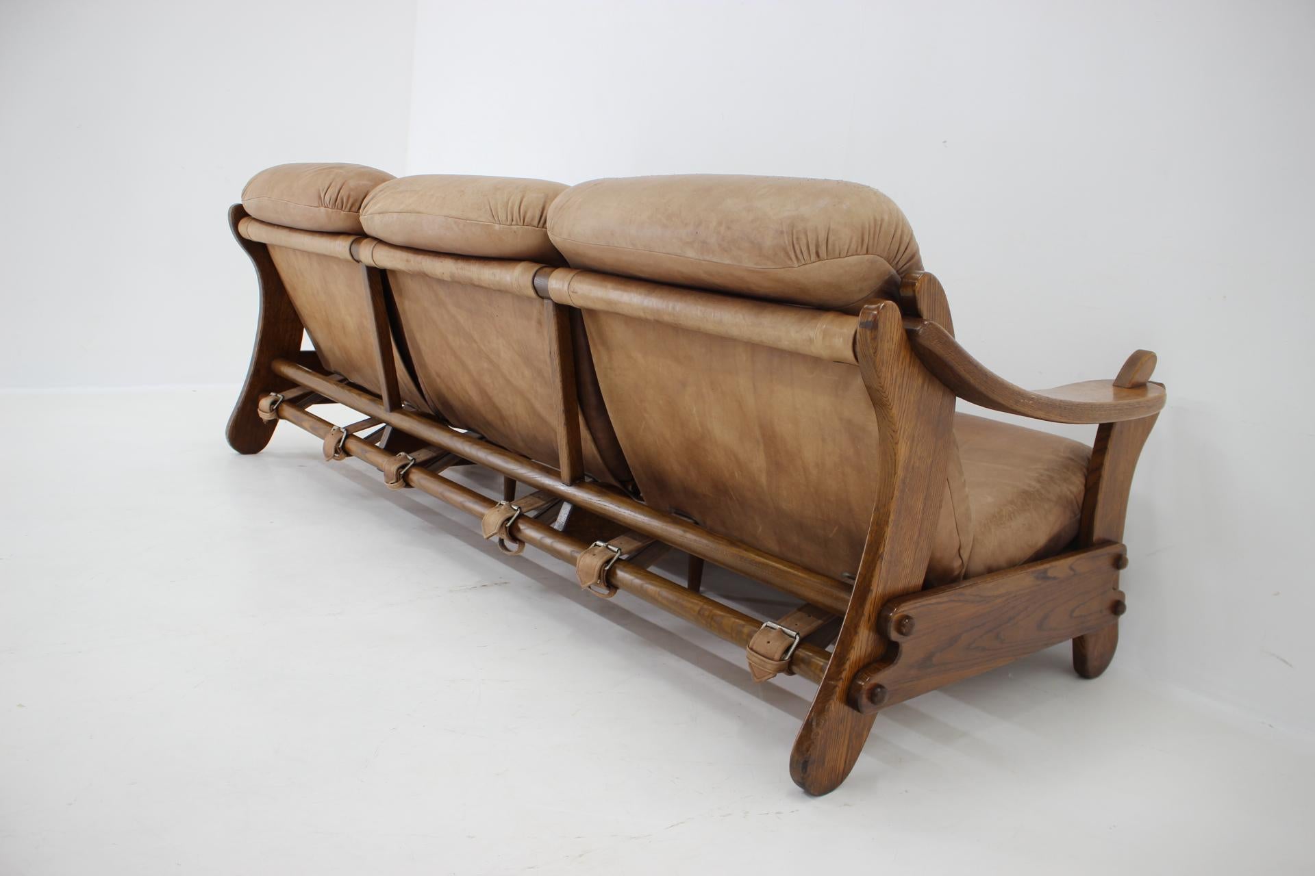 1970s Brutalist Dutch Oak and Leather 3 Seater Sofa For Sale 13