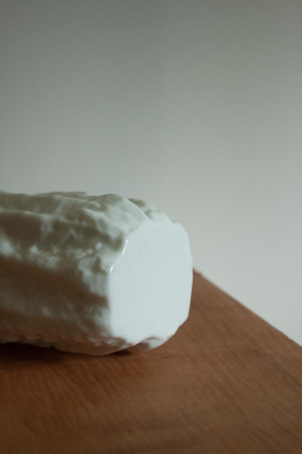 Pressé Vase en verre glacé brutaliste des années 1970 par Ingrid Glashütte en vente