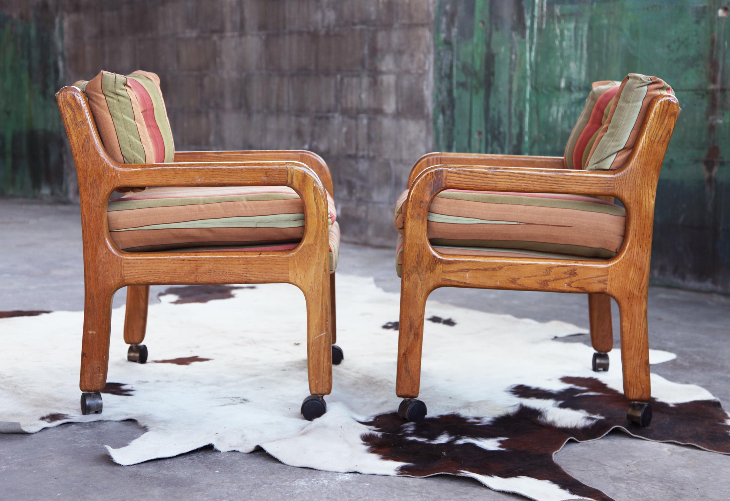 Tissu d'ameublement 1970 Brutalist Mid Century Modern Lounge Side Chair Armchair--2 Available en vente