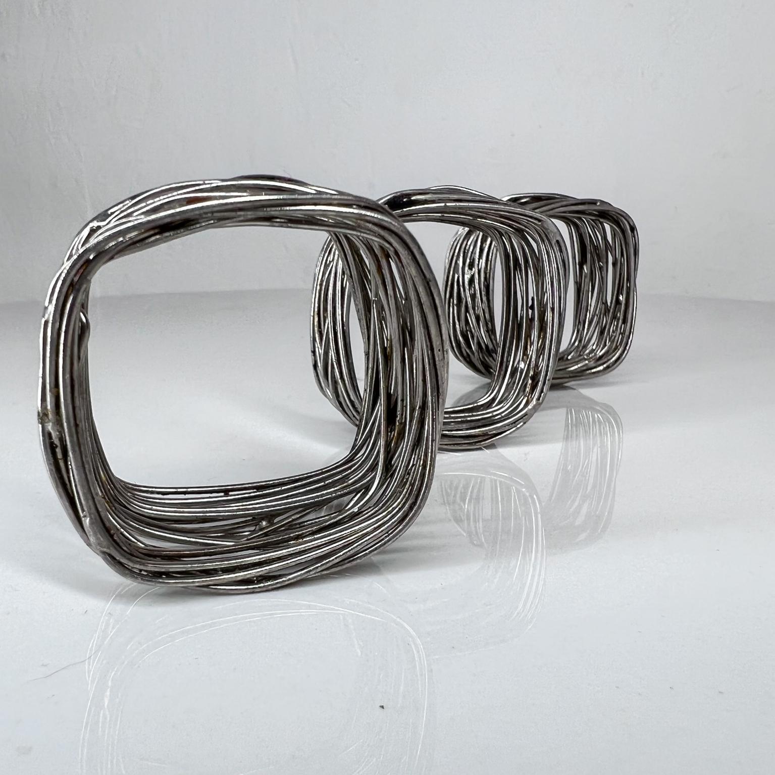 Fin du 20e siècle Ensemble de 3 porte-serviettes sculpturales chromées des années 1970 en vente