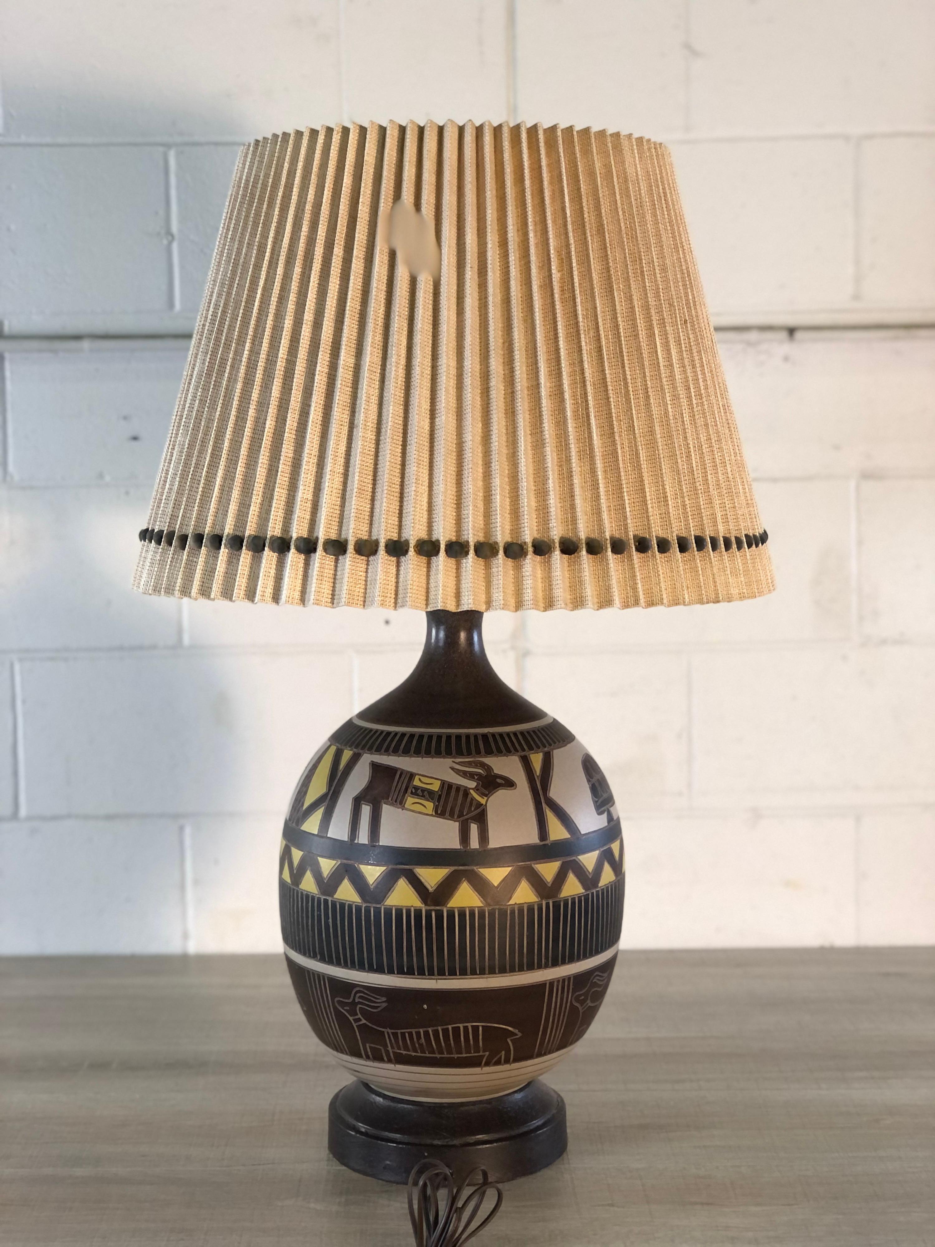 1970s Brutalist Style Aztec Ceramic Table Lamp For Sale 5