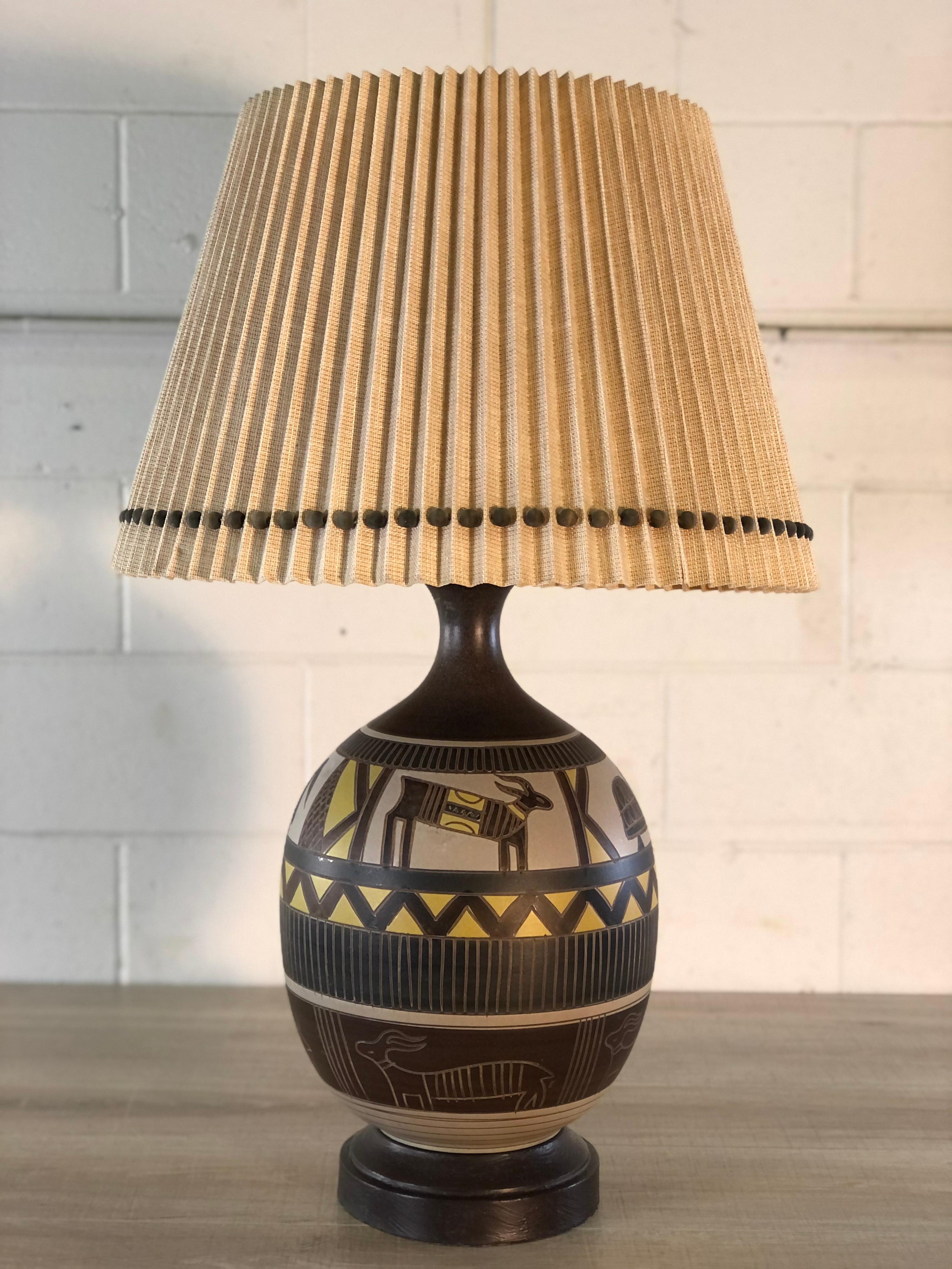Mid-Century Modern 1970s Brutalist Style Aztec Ceramic Table Lamp For Sale