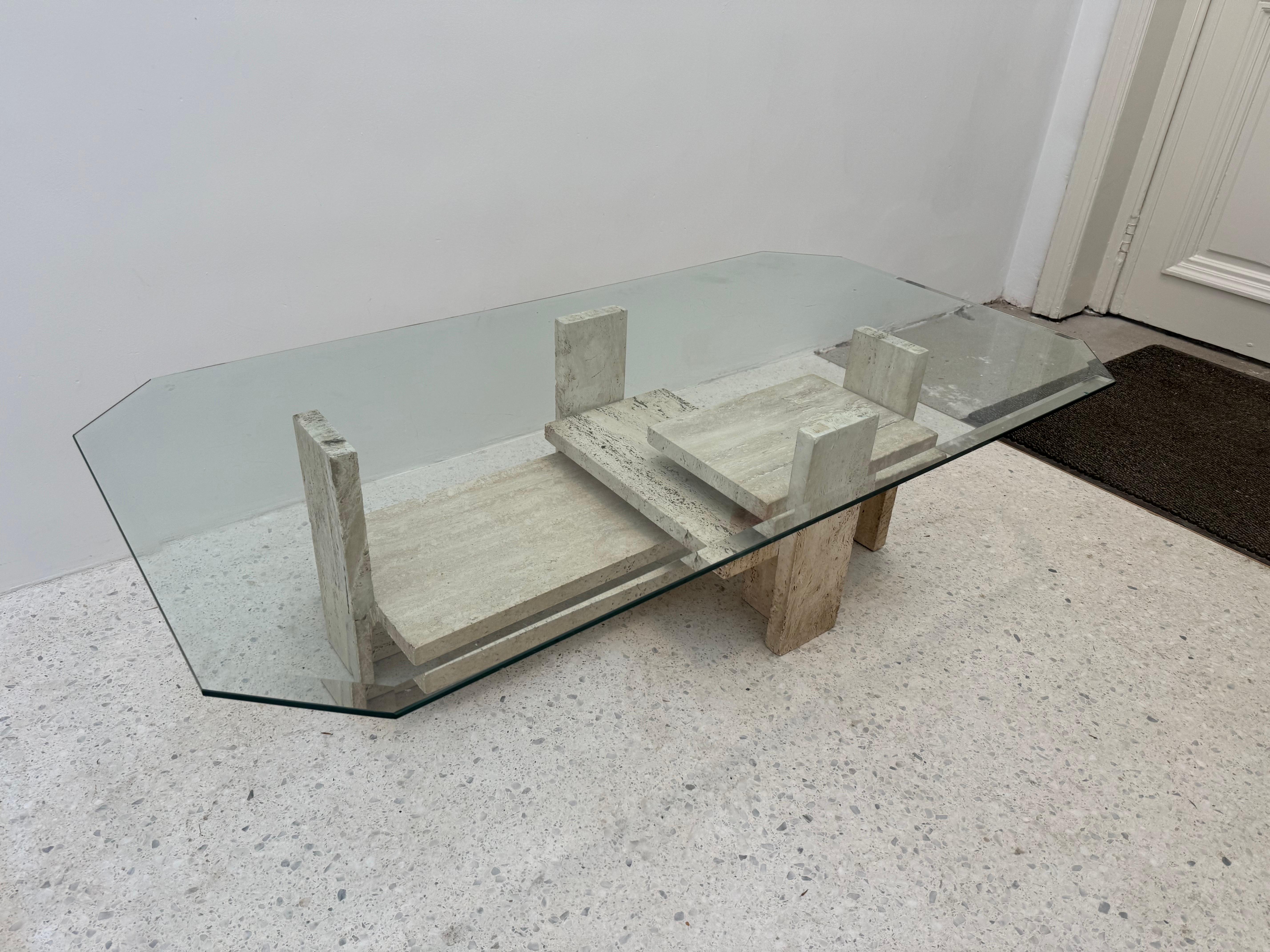 1970s Brutalist Travertine and Glass Coffee Table by Willy Ballez, Belgium In Good Condition For Sale In Brussel, BE