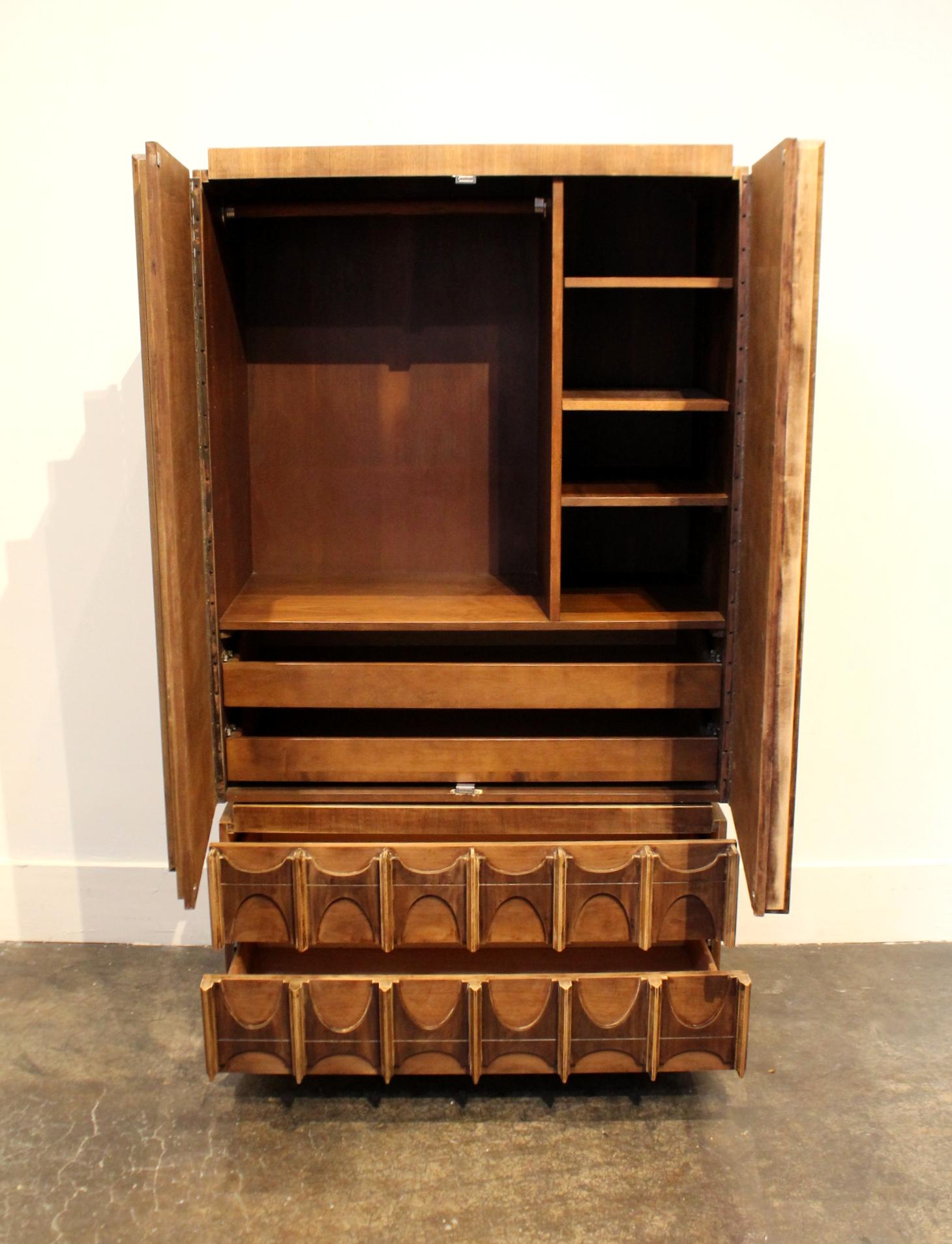Canadian 1970s Brutalist Wardrobe Chest on Chest in Natural Walnut, Brasilia Style For Sale