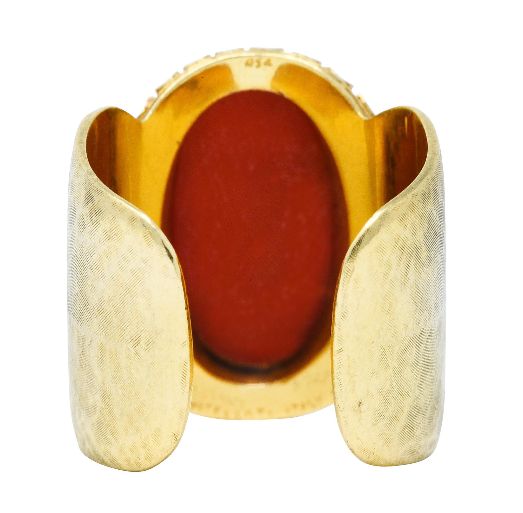 Contemporary 1970's Buccellati Coral Cabochon 18 Karat Yellow Gold Italian Gemstone Ring