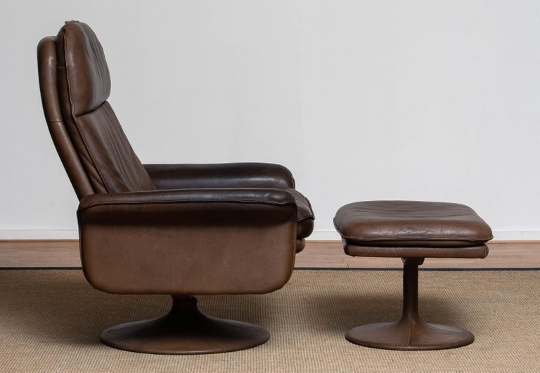 1970's Buffalo Leather Swivel and Relax Chair with Matching Ottoman by De Sede For Sale 5