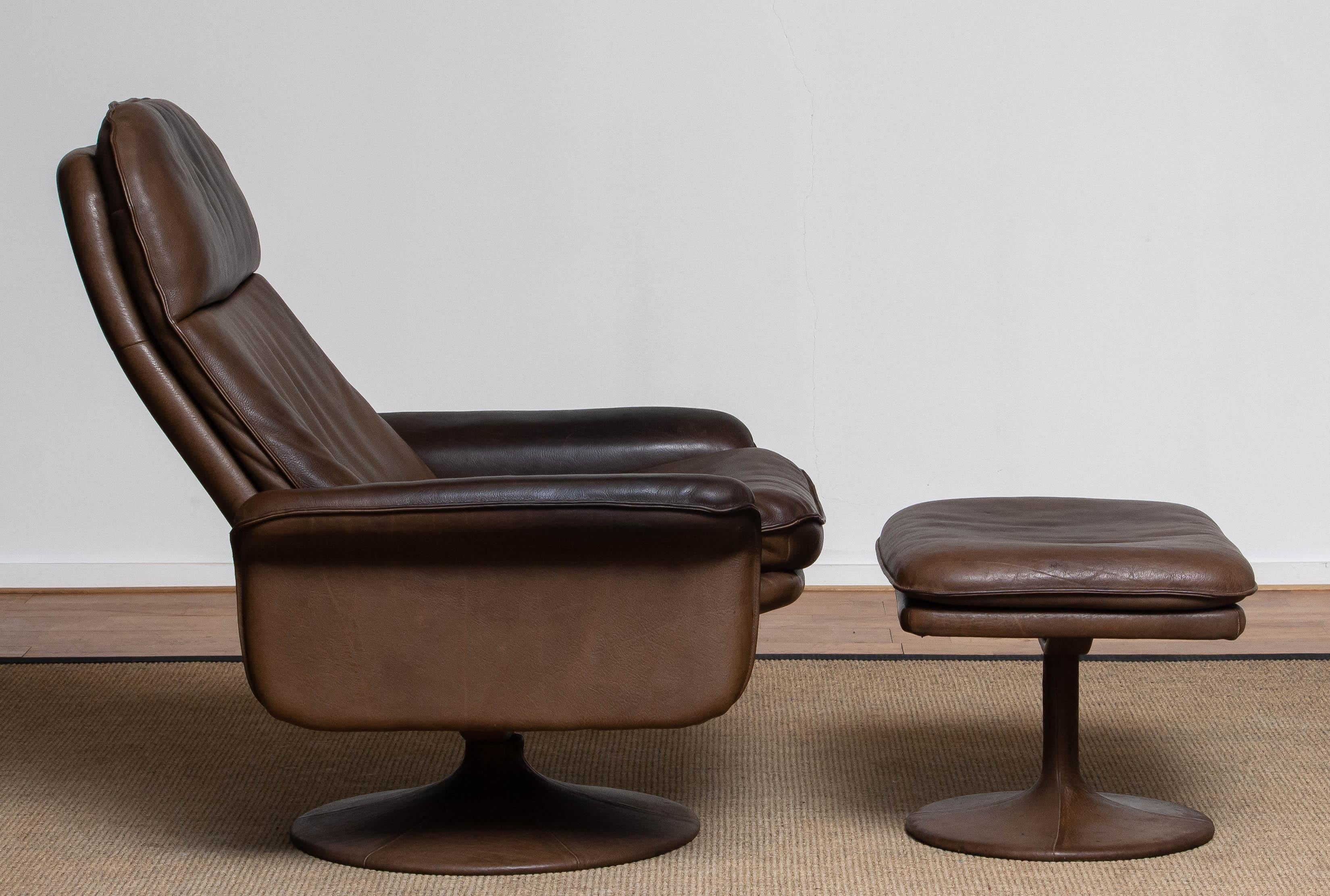 1970's Buffalo Leather Swivel and Relax Chair with Matching Ottoman by De Sede 11