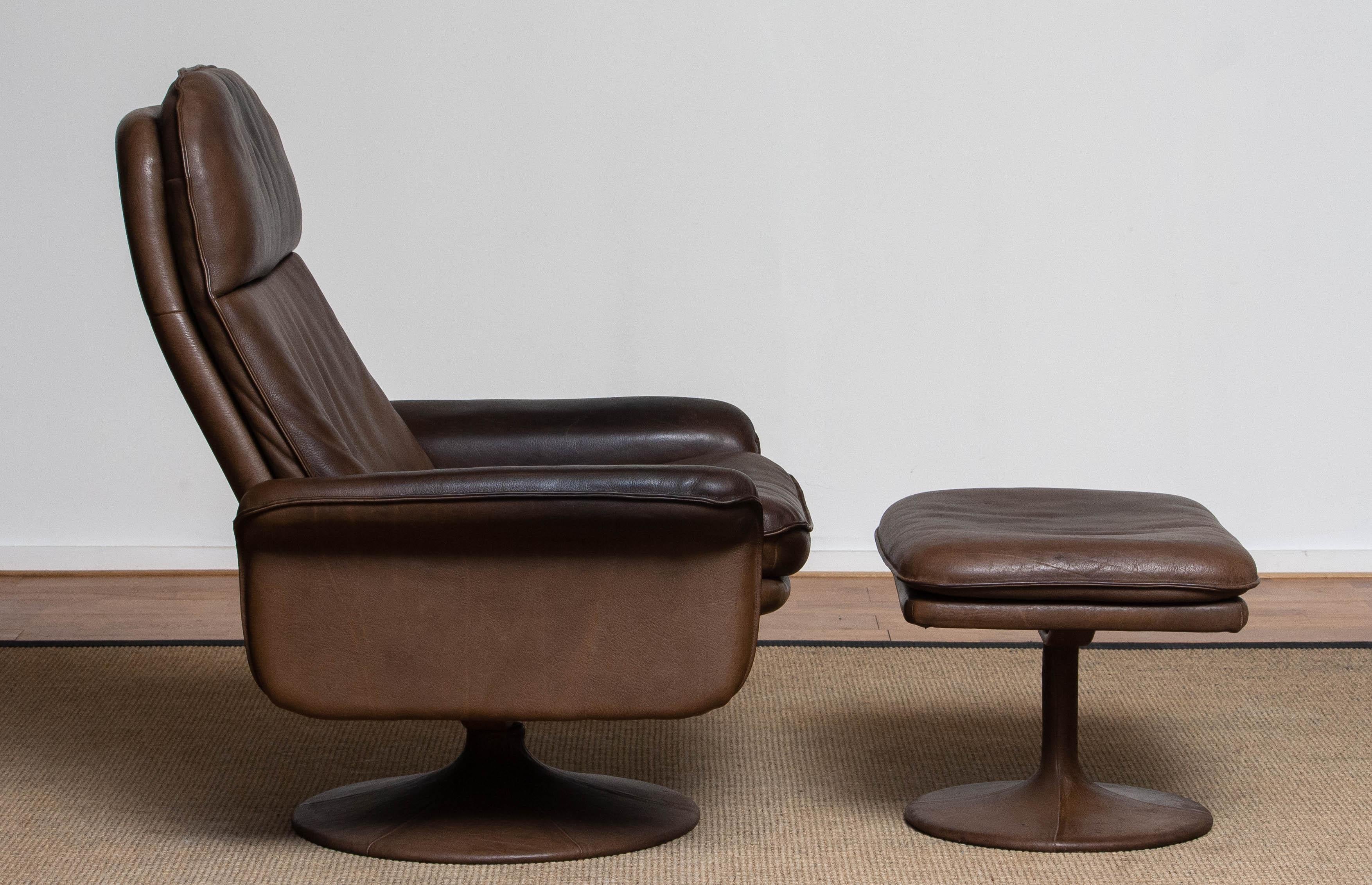 1970's Buffalo Leather Swivel and Relax Chair with Matching Ottoman by De Sede 12