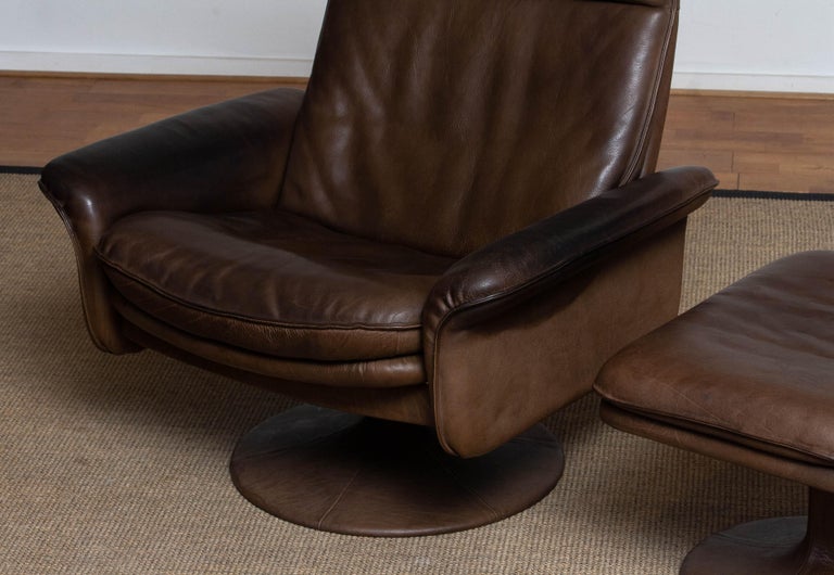 1970's Buffalo Leather Swivel and Relax Chair with Matching Ottoman by De Sede For Sale 1